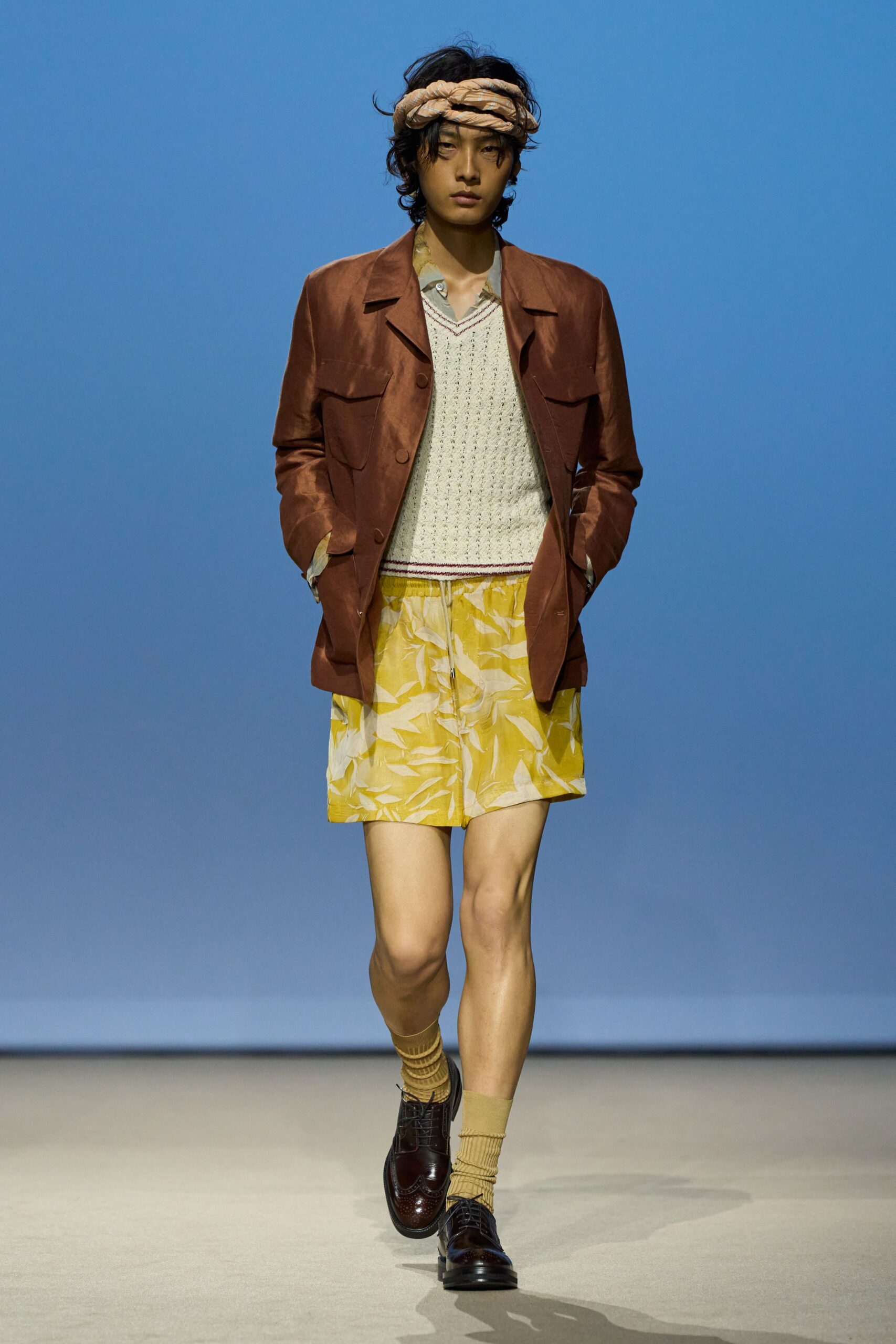 brown leather long-sleeve collared fitted jacket