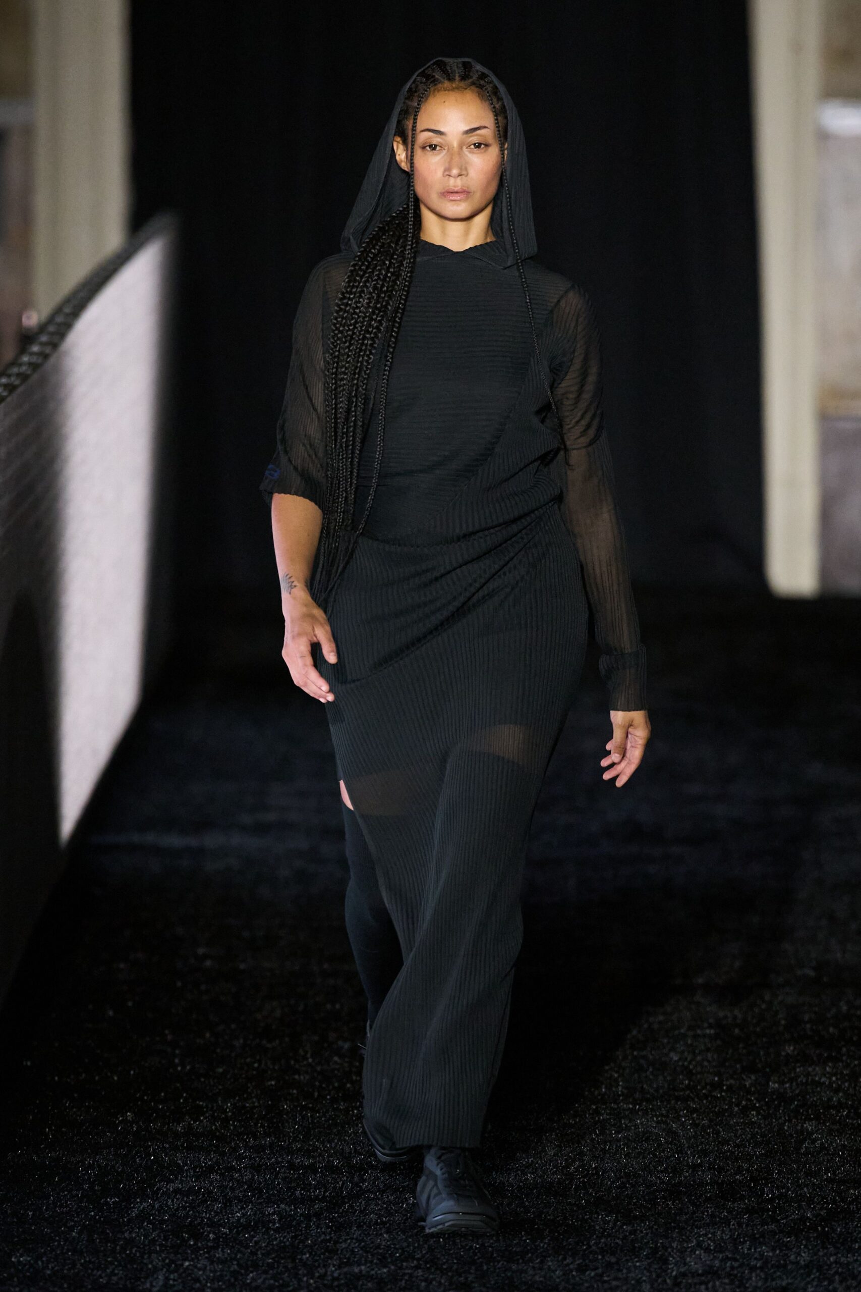 black ribbed hooded maxi dress