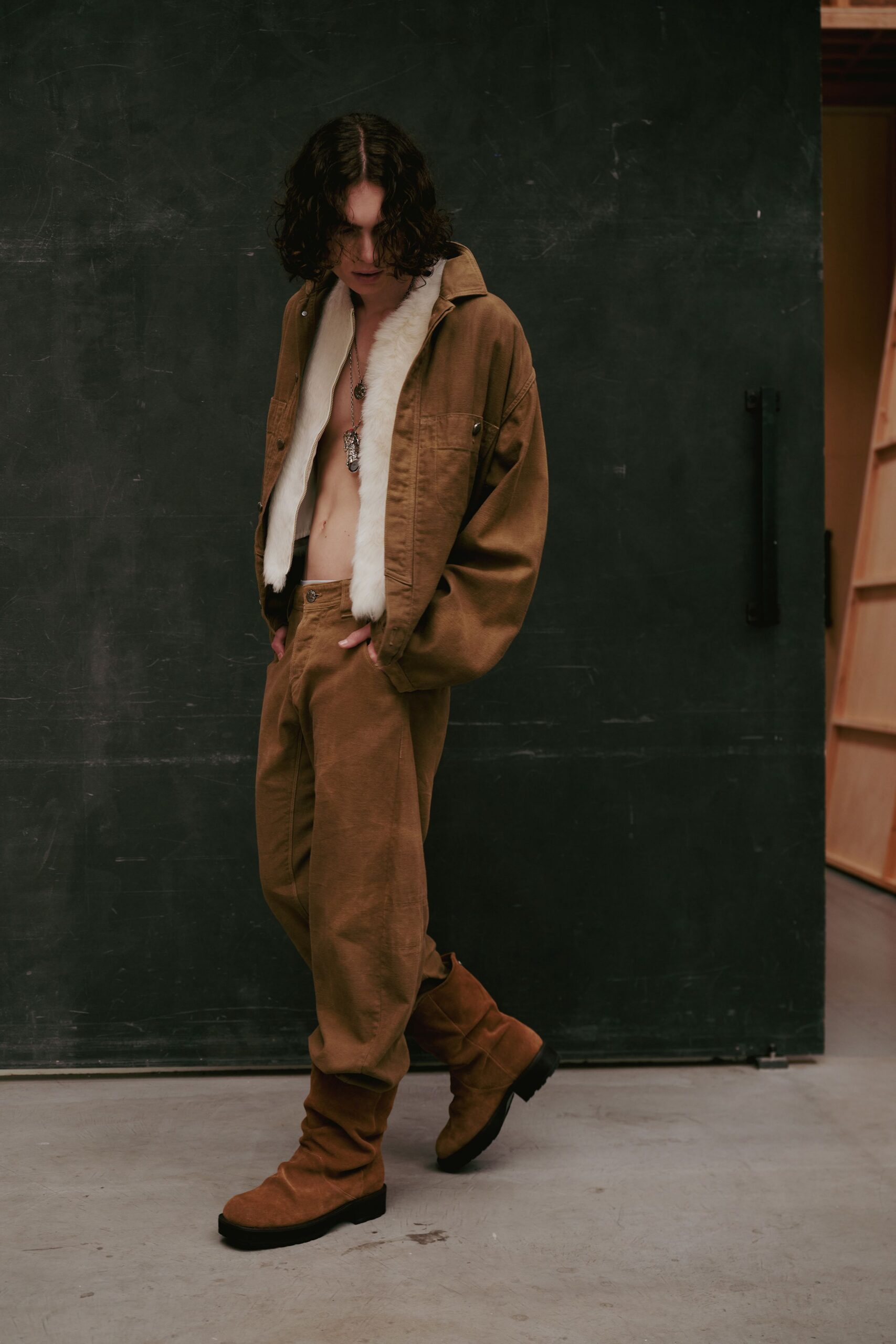 brown cotton long-sleeve collared relaxed buttoned jacket