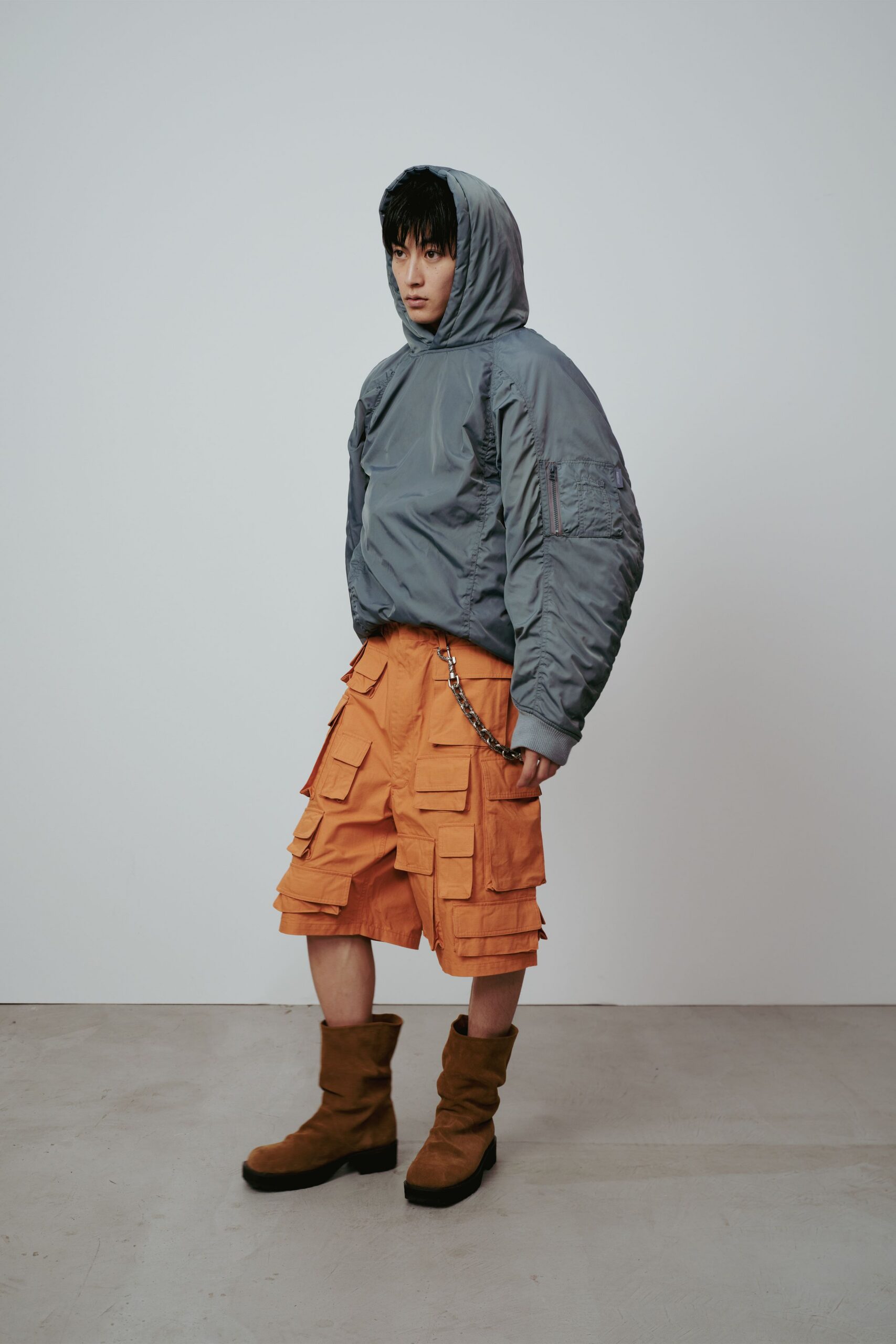 gray hoodie orange cargo shorts