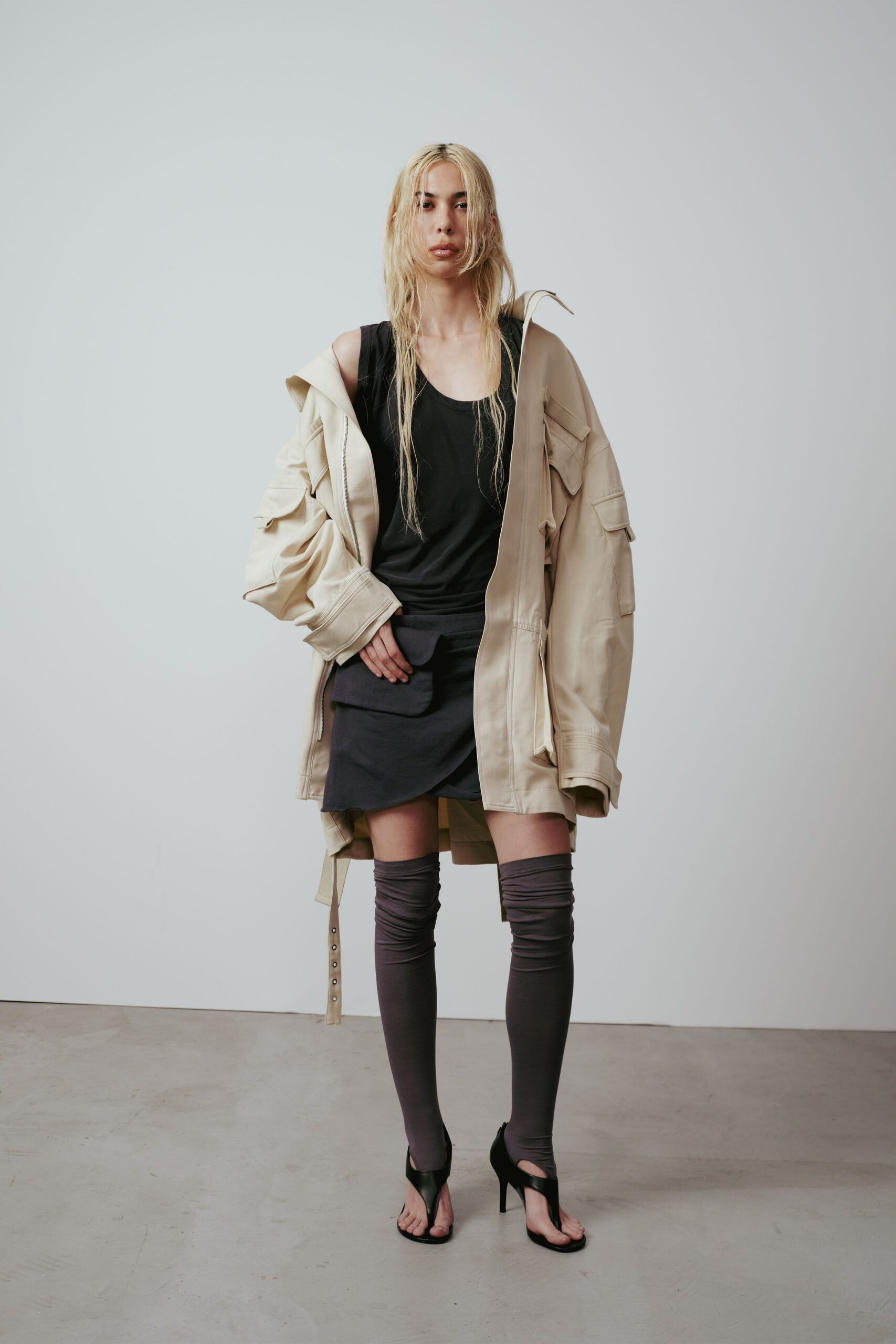 beige cotton long-sleeve oversized buttoned coat