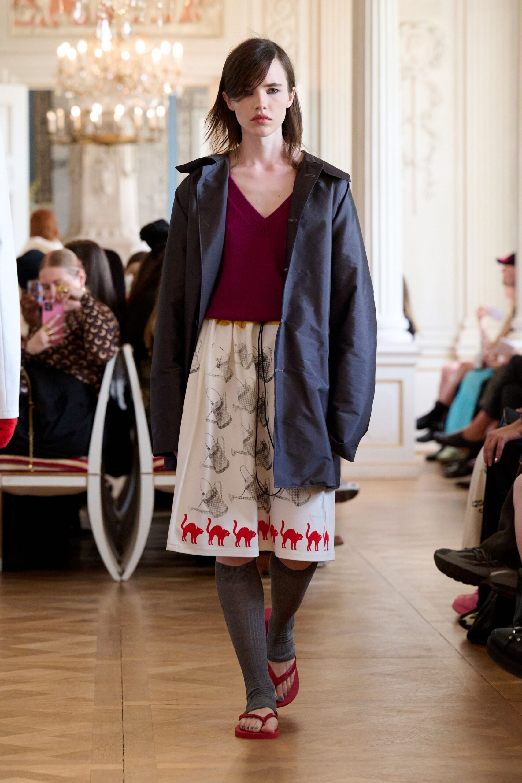 gray cotton long-sleeve collared oversized coat