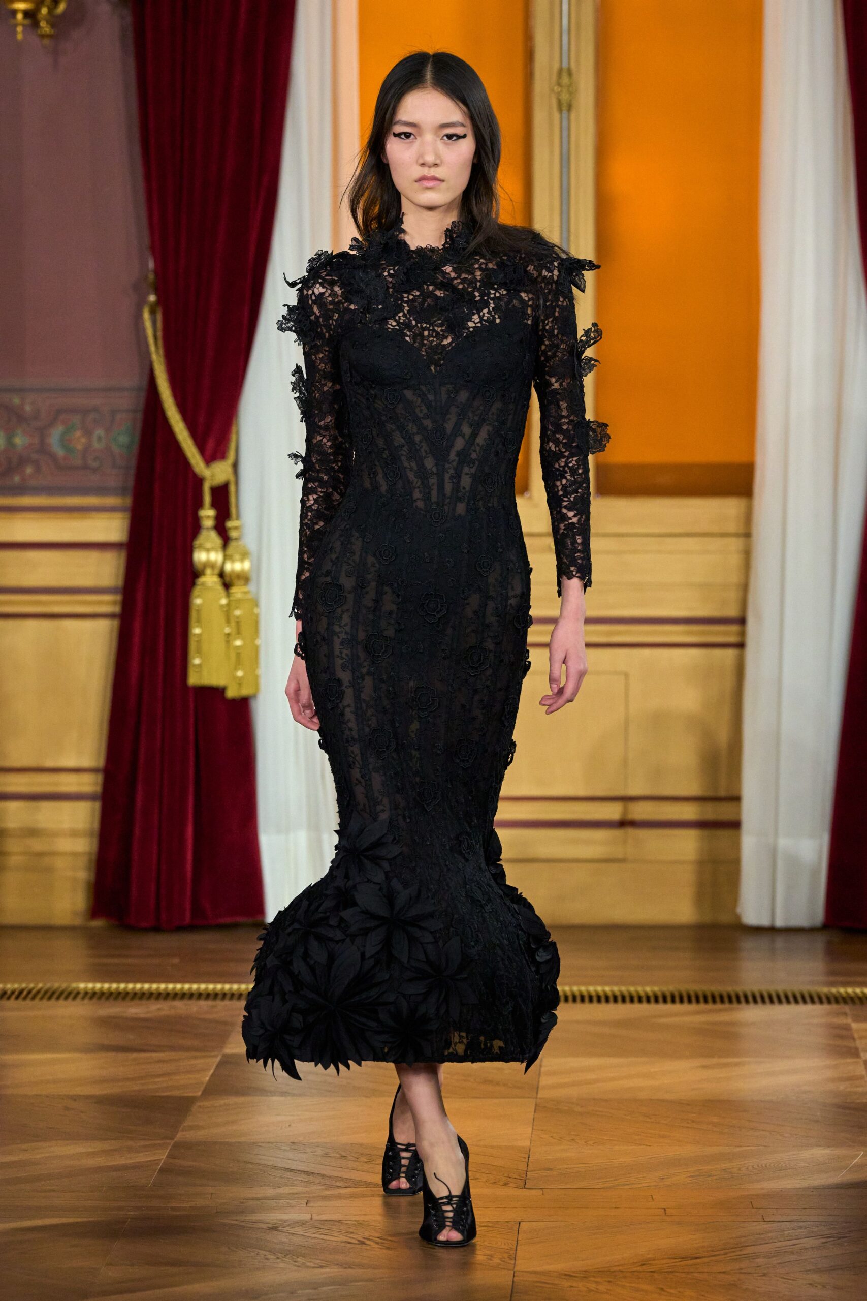 black lace long-sleeve v-neck fitted embroidered tiered gown