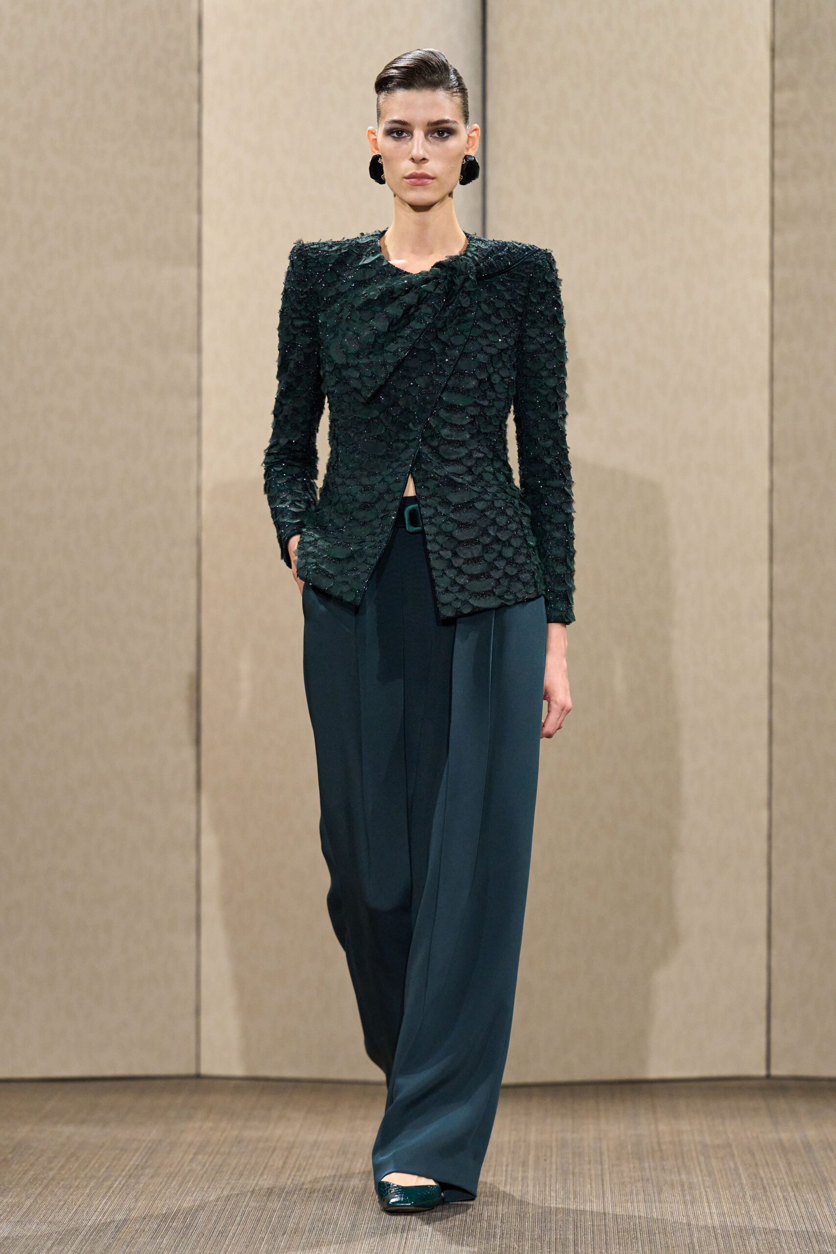 black silk long-sleeve collared tailored embroidered blazer
