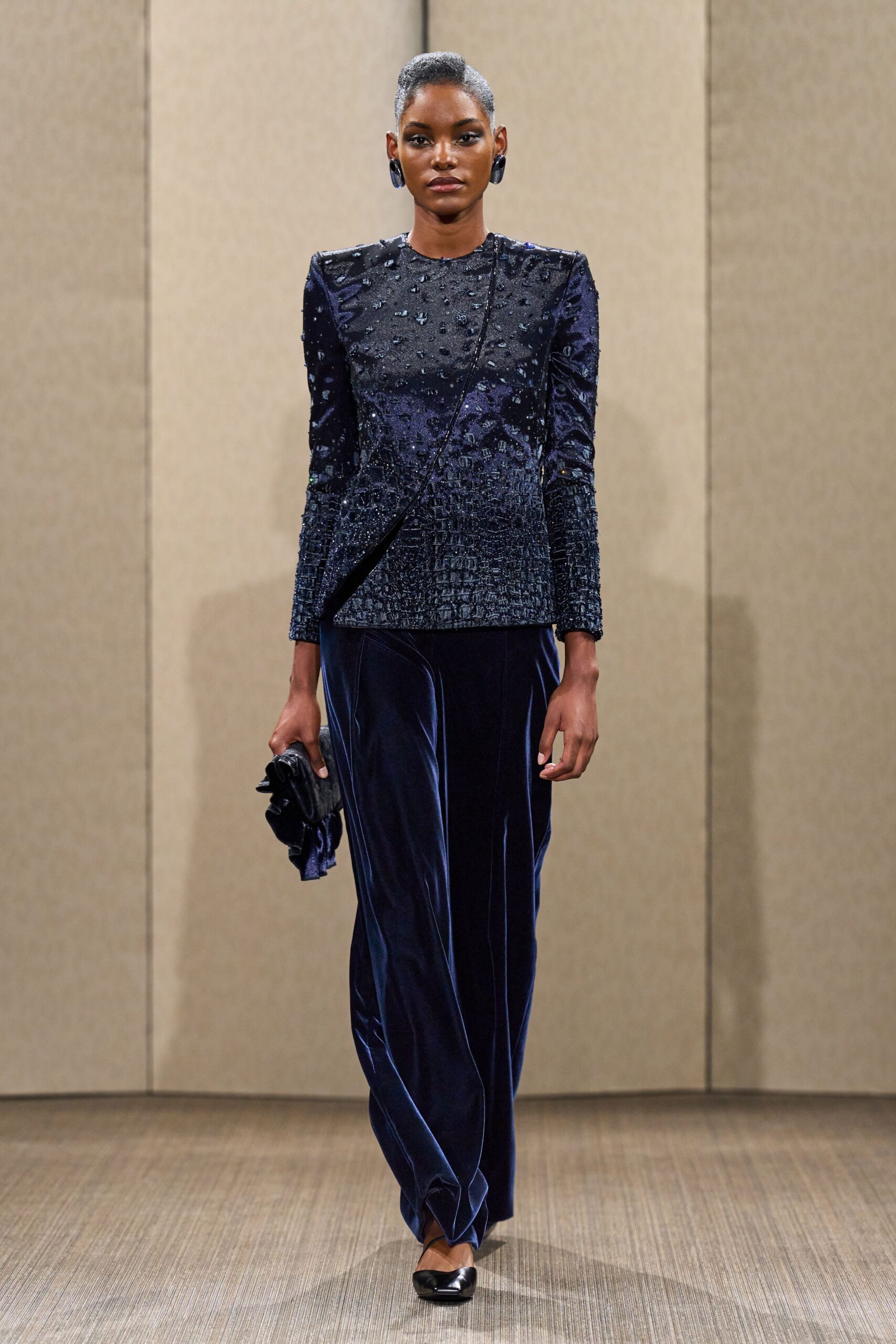 blue velvet fitted straight-leg shiny pants
