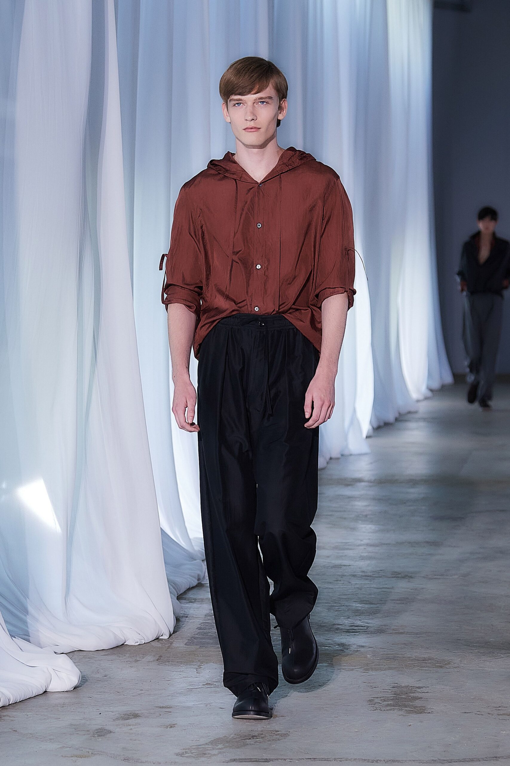 brown relaxed shirt black pants