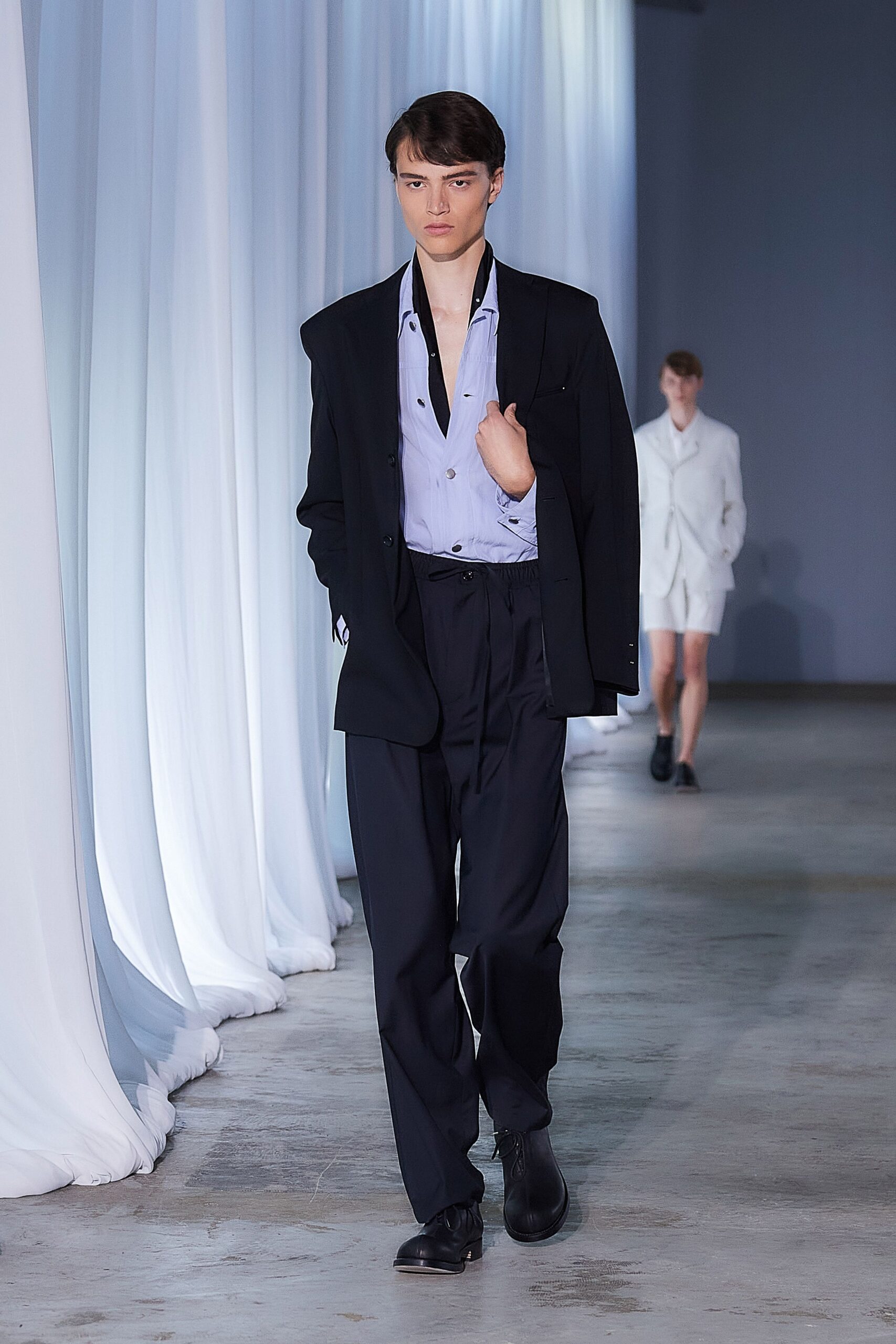 black blazer blue shirt relaxed pants