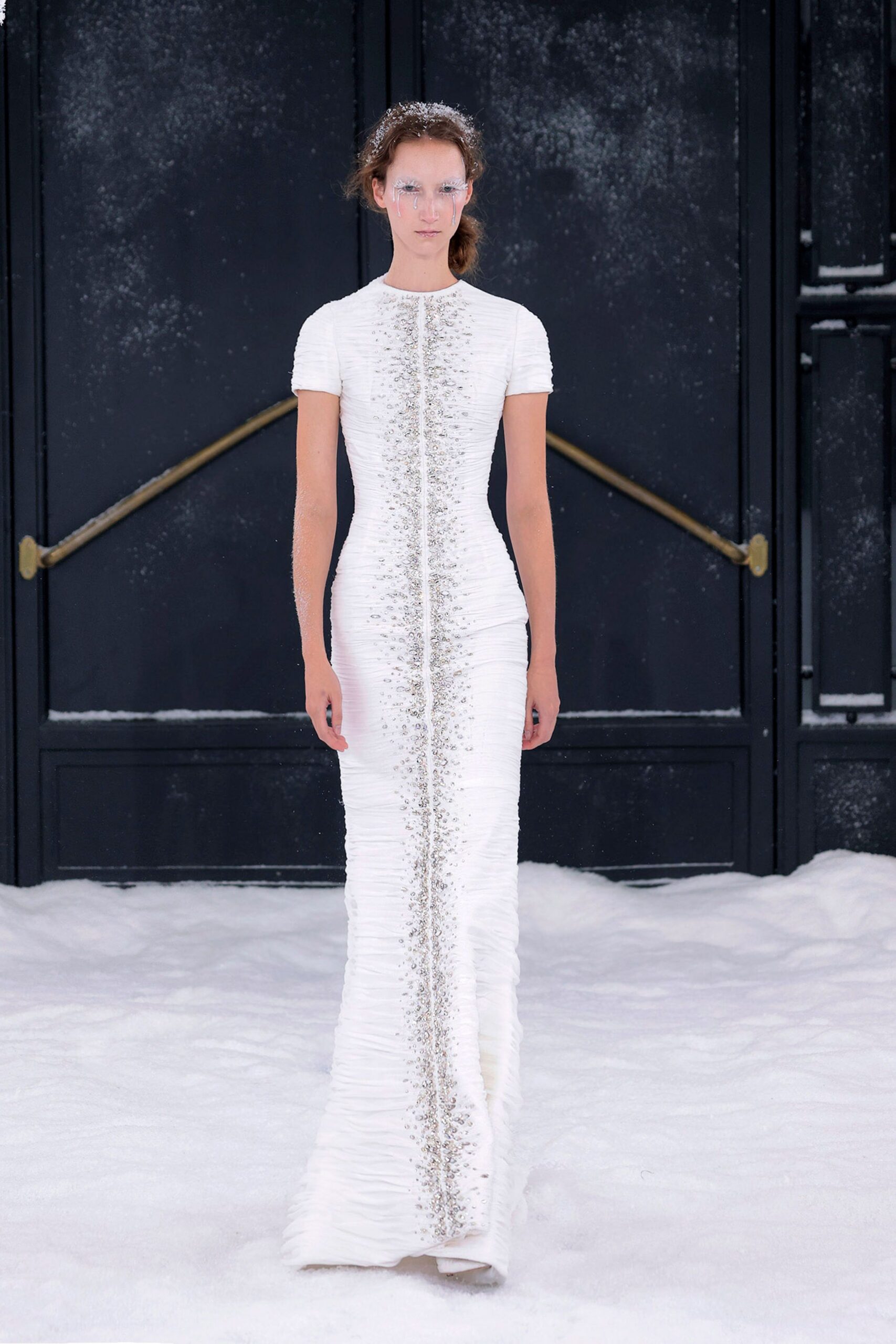 white fitted short-sleeve gown