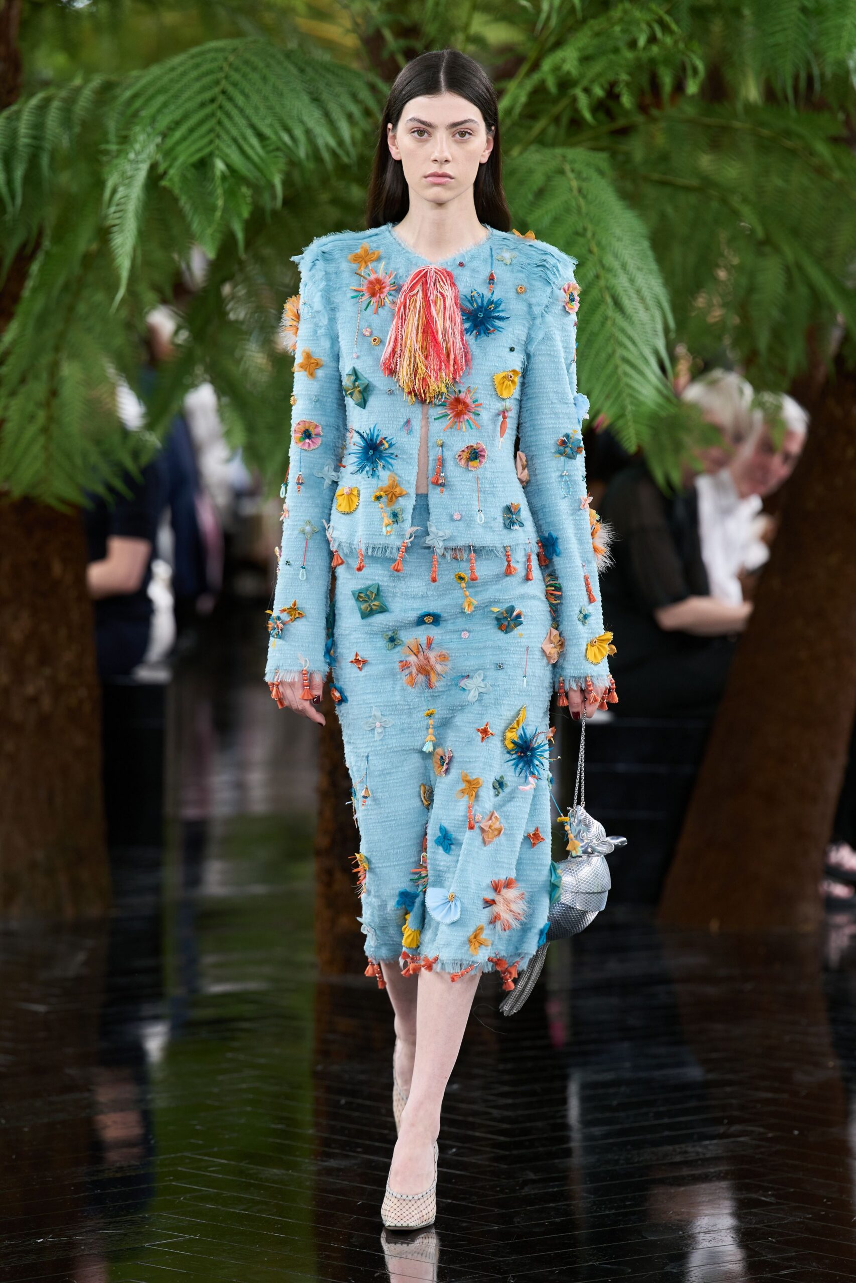 blue denim long-sleeve collared fitted embroidered buttoned suit