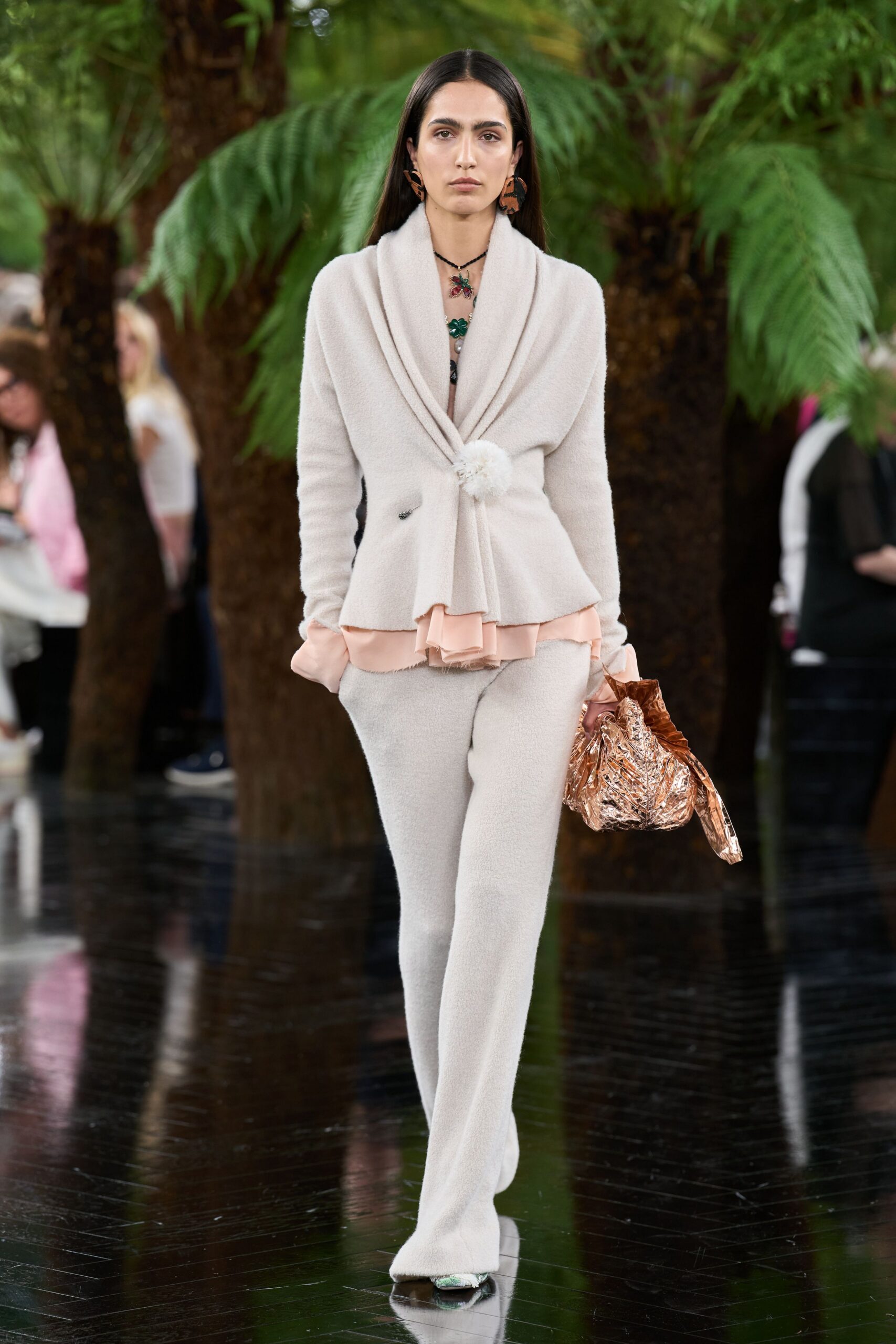 beige wool long-sleeve collared tailored layered blazer