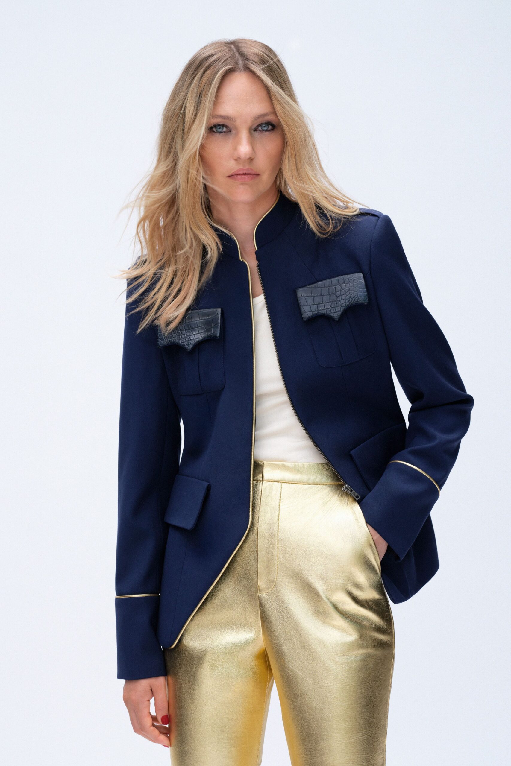 blue cotton long-sleeve collared tailored buttoned jacket