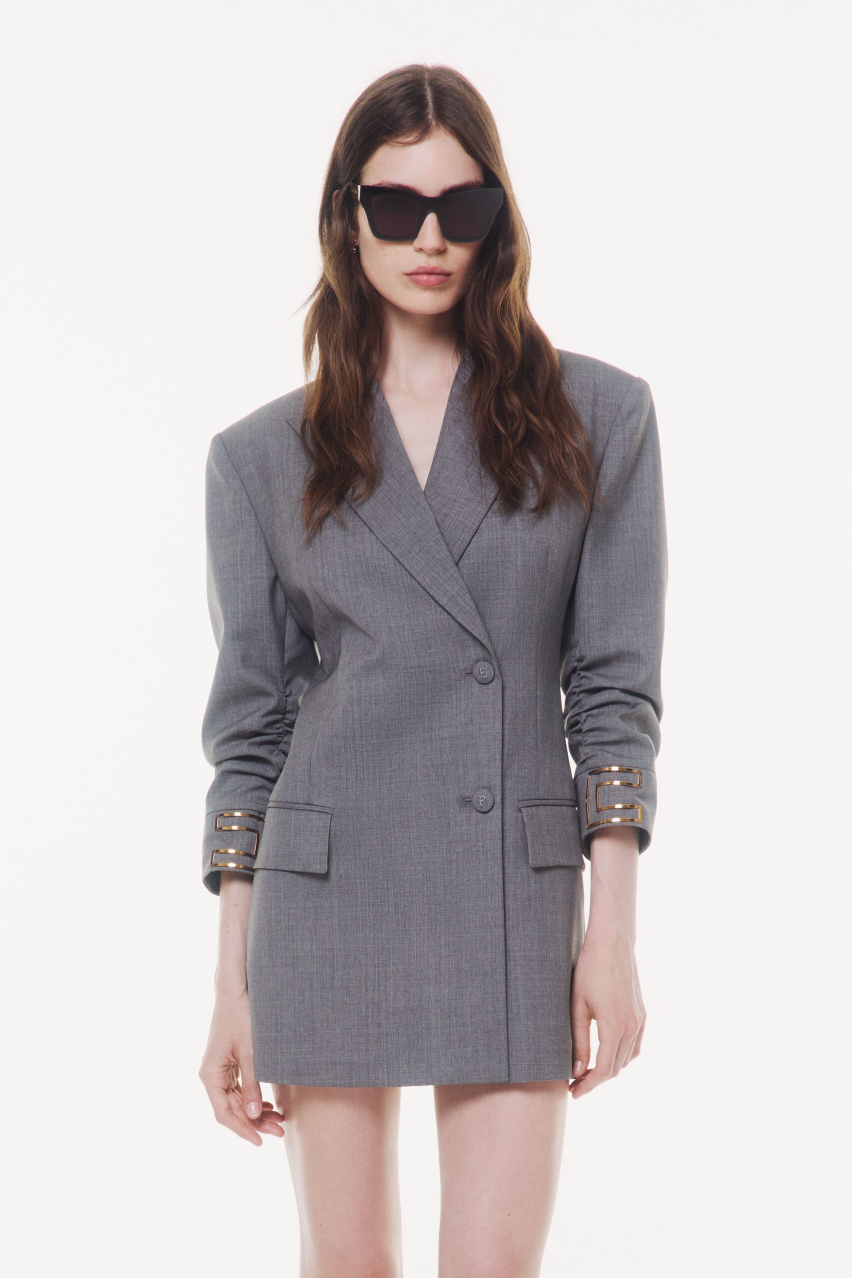 gray cotton long-sleeve collared tailored buttoned short blazer