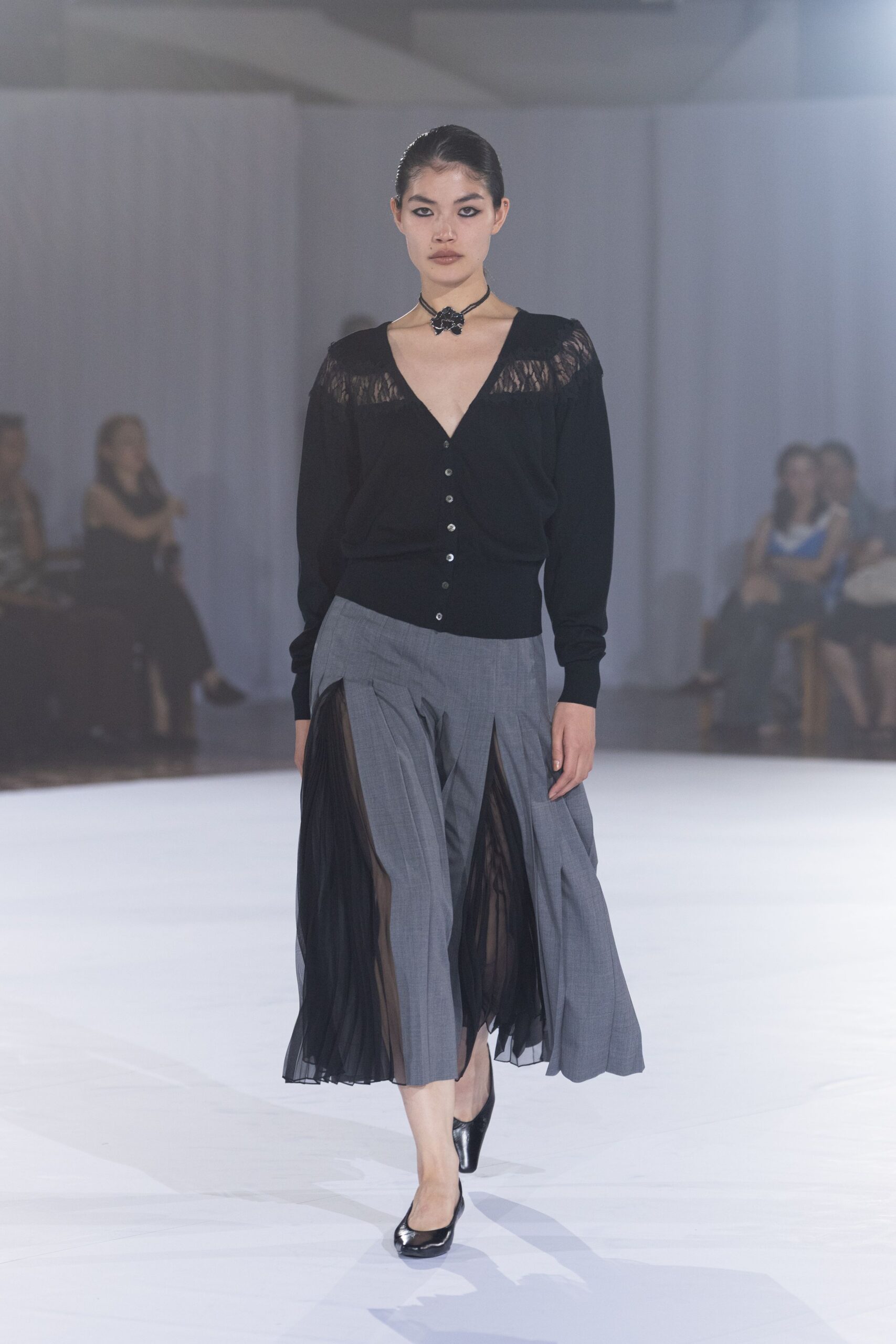 black cotton long-sleeve v-neck fitted ruffled cardigan