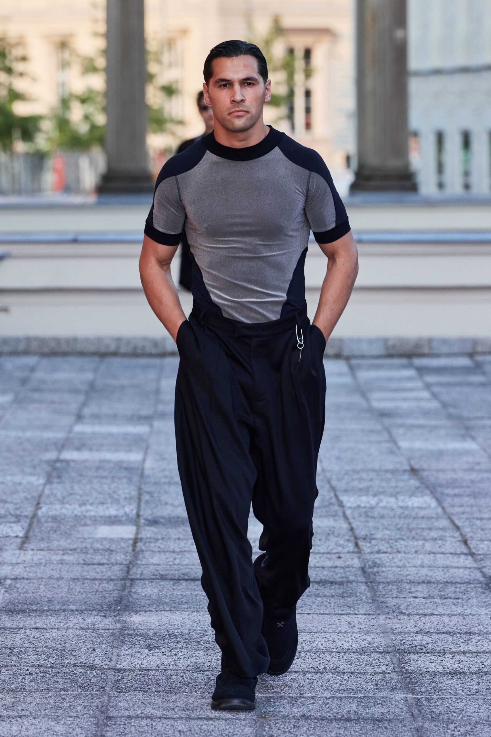 black cotton relaxed pleated pants