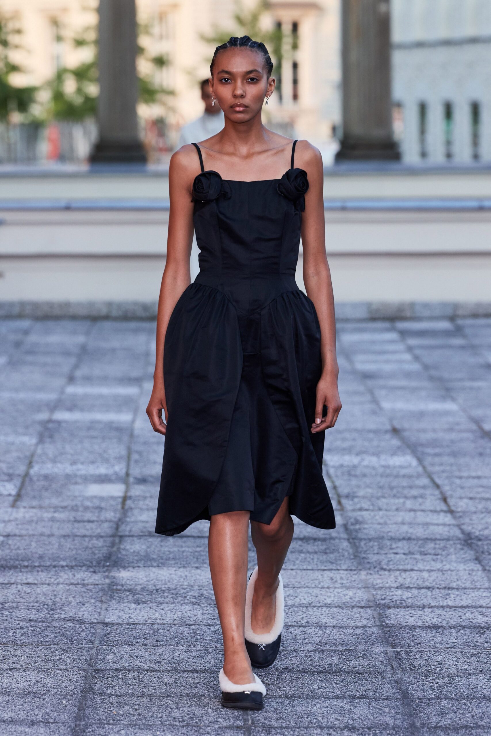 black cotton sleeveless square-neck fitted pleated midi dress