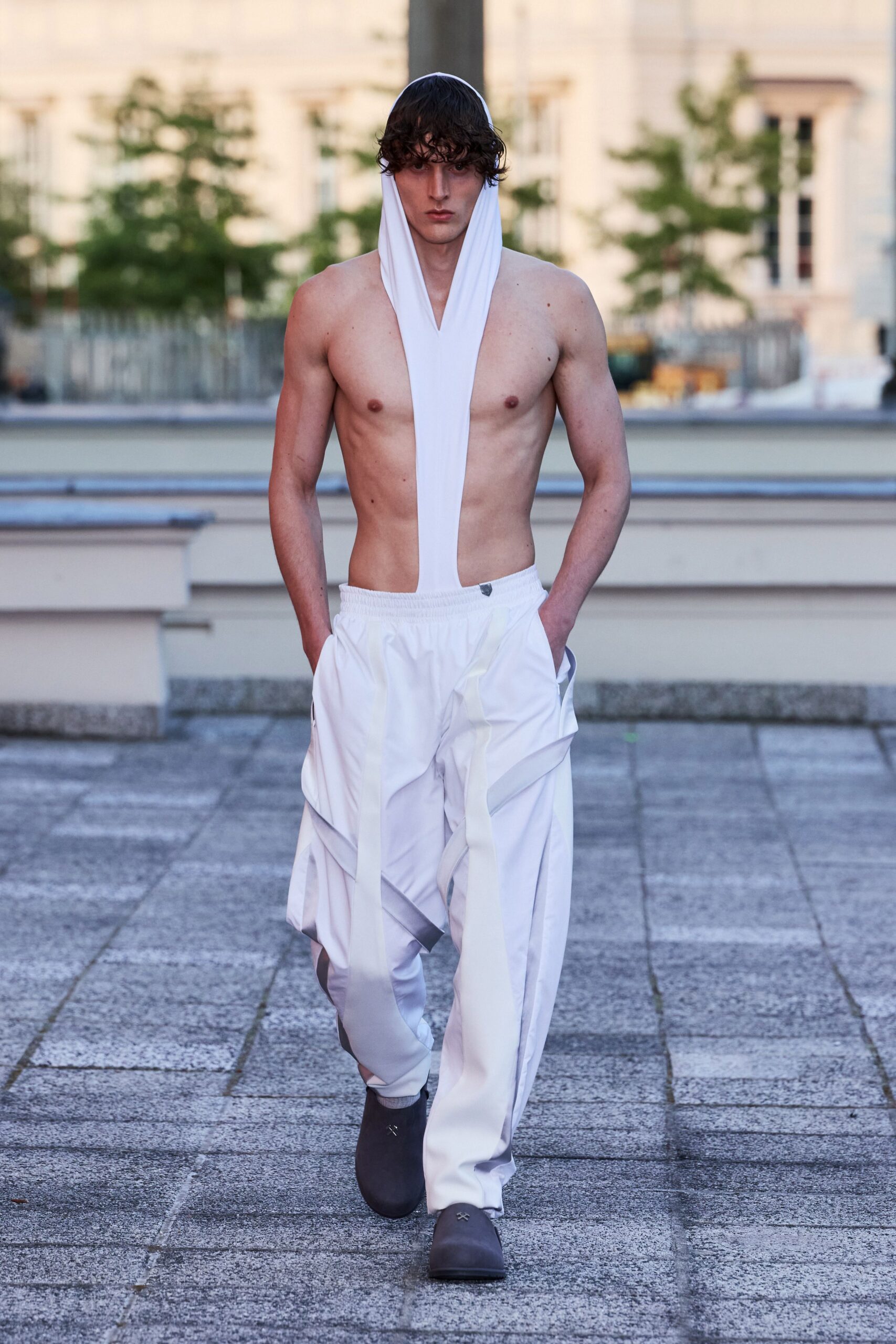 white relaxed pants and fitted top