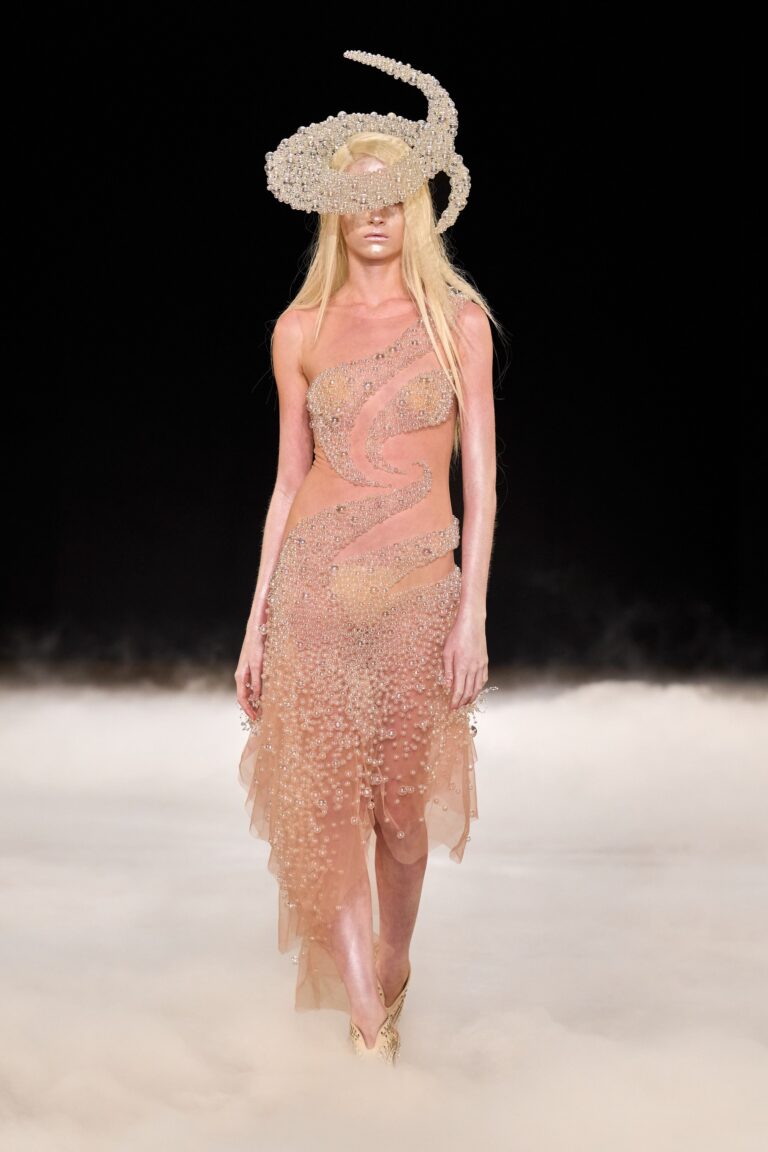 Iris van Herpen Fall 2026 Couture