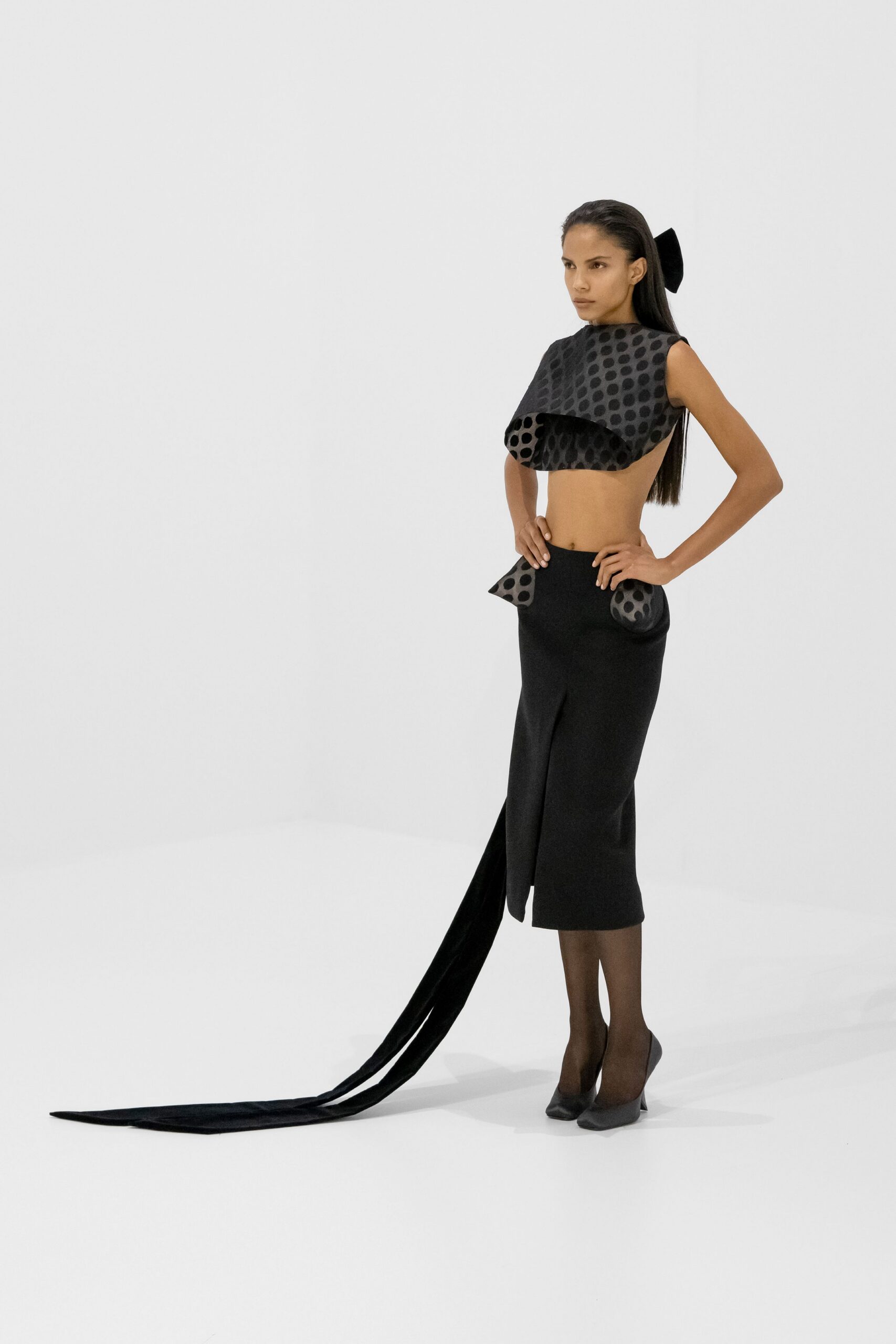 black silk slit fitted high-waisted pencil skirt