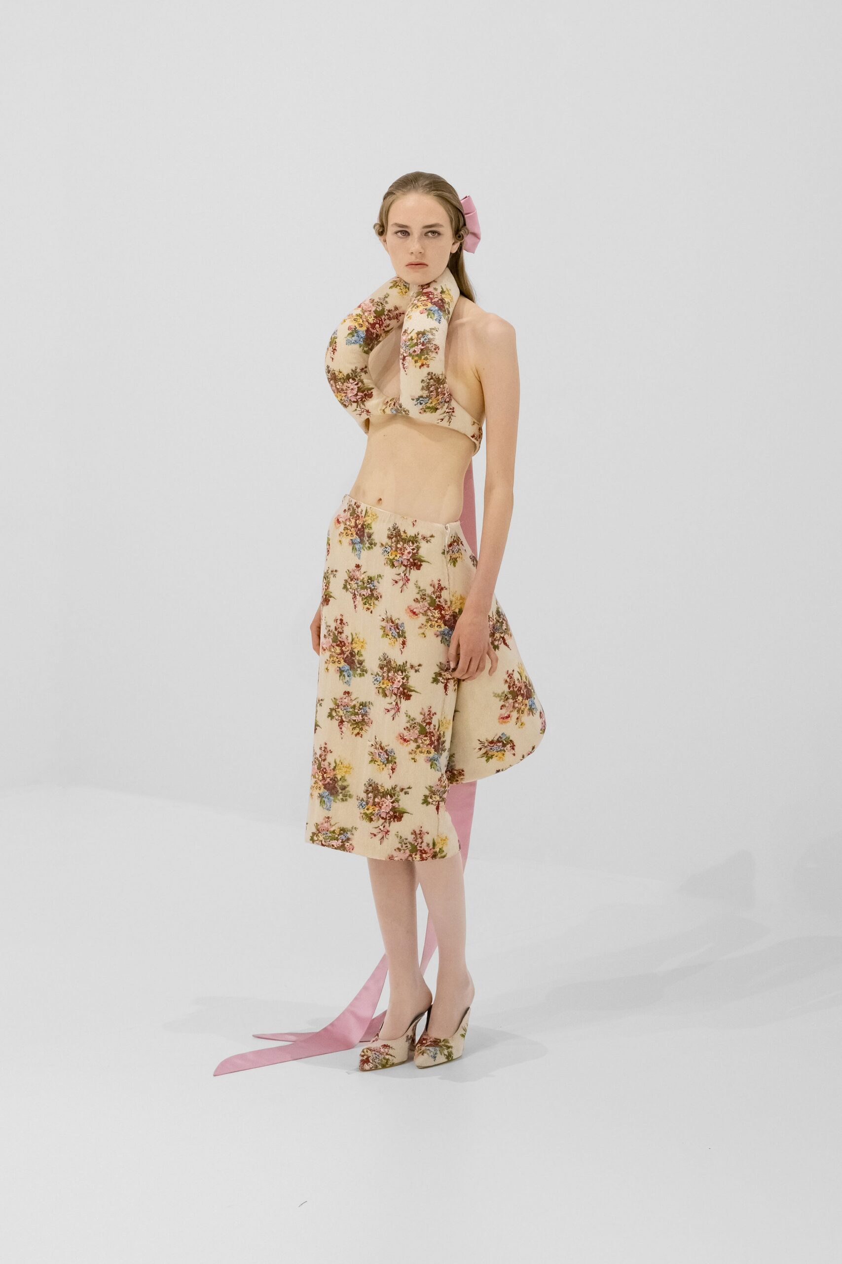 beige cotton sleeveless halter fitted floral top