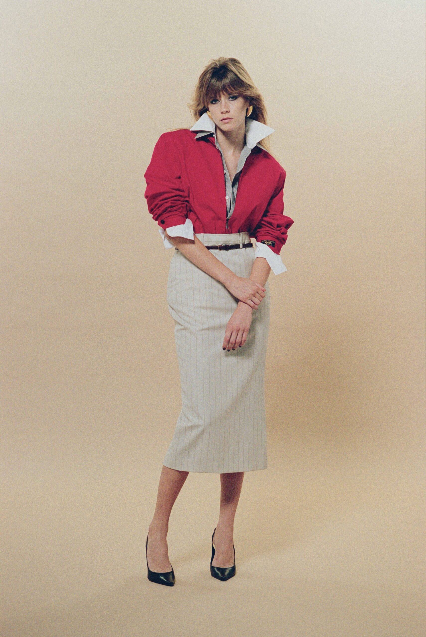 red blazer beige pencil skirt