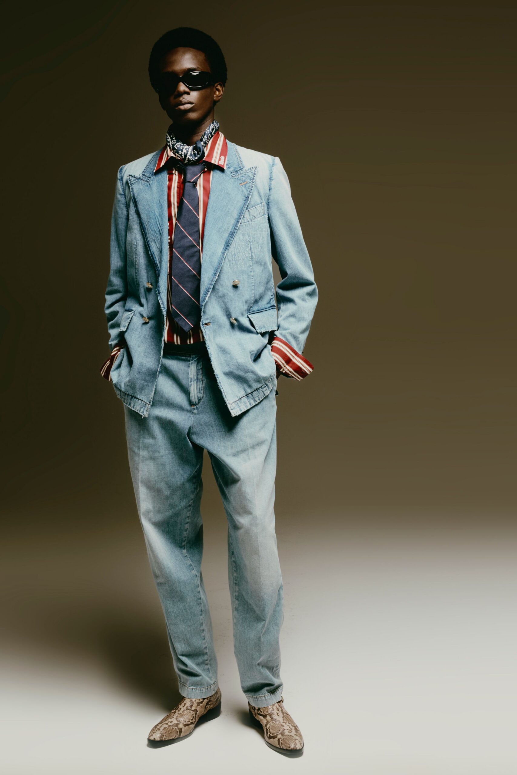 blue denim long-sleeve collared tailored buttoned suit