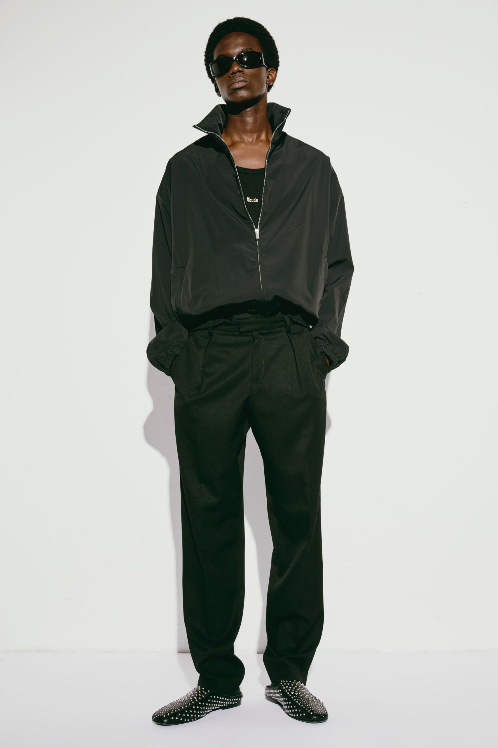 black relaxed jacket with tank-top