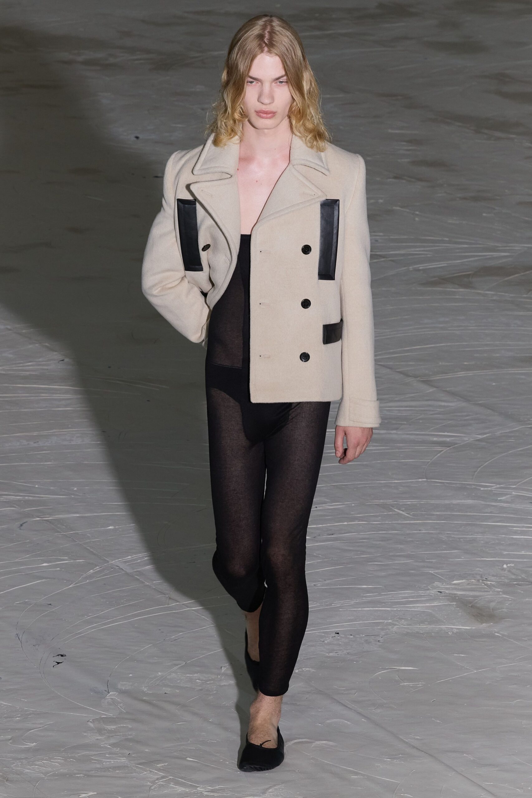 beige wool long-sleeve collared structured zippered jacket