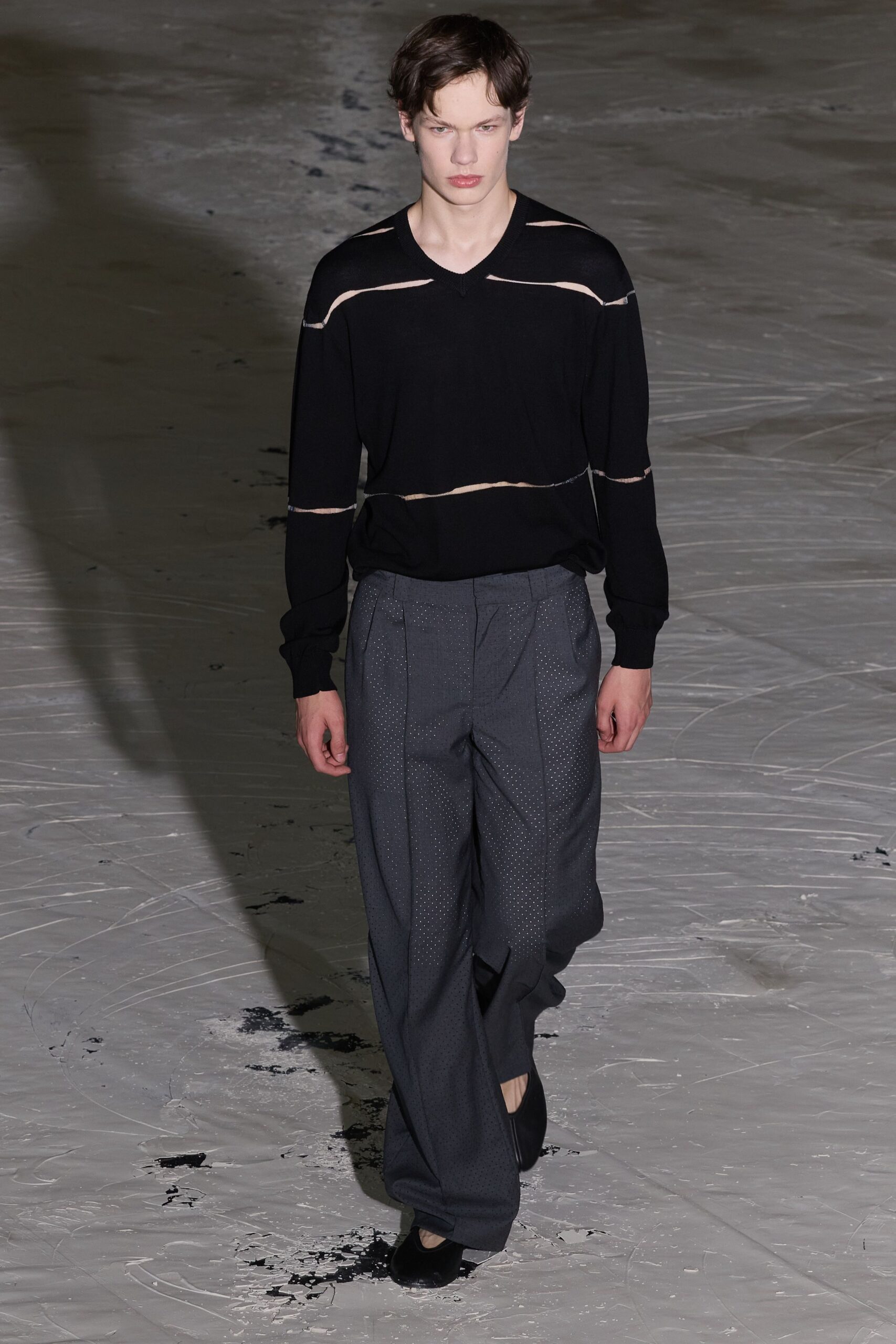 black fitted top gray relaxed pants