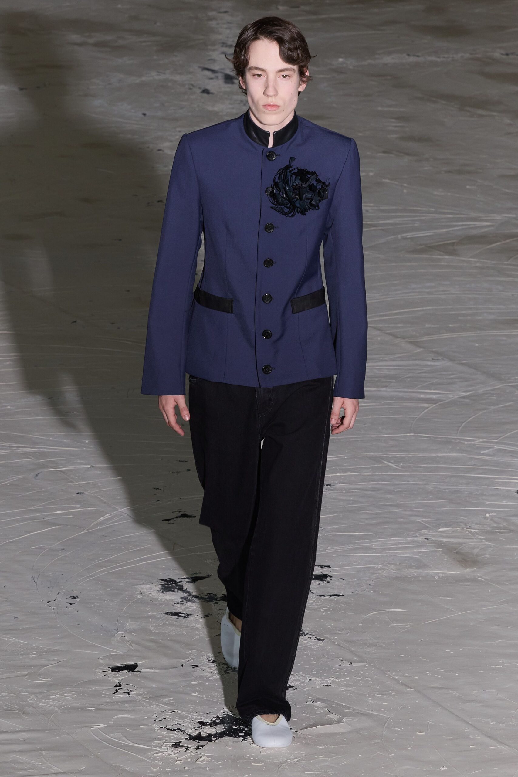 blue structured blazer with black pants