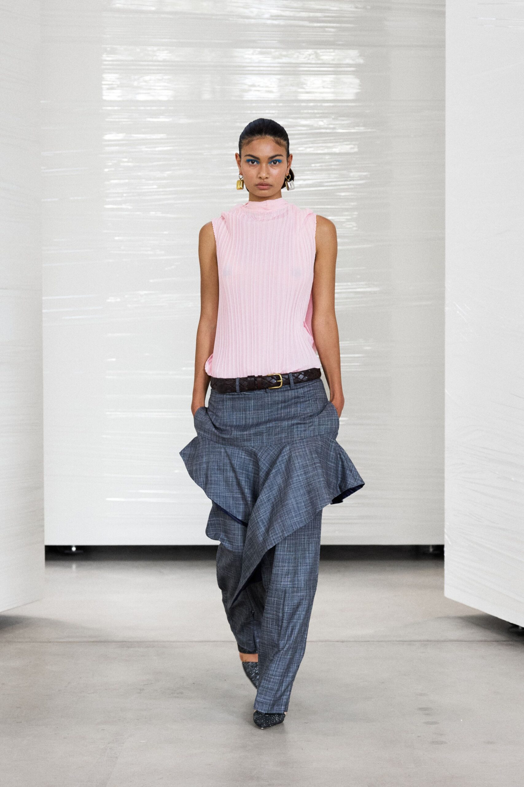gray cotton relaxed pleated wide-leg pants