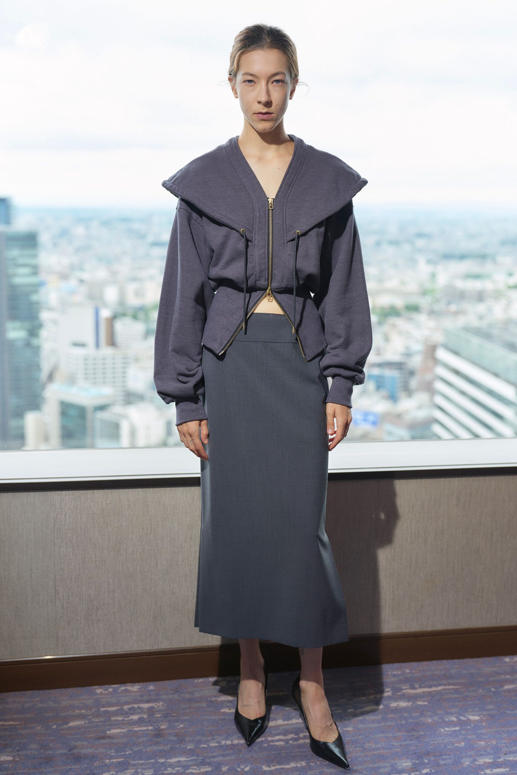 gray wool fitted straight-leg midi skirt