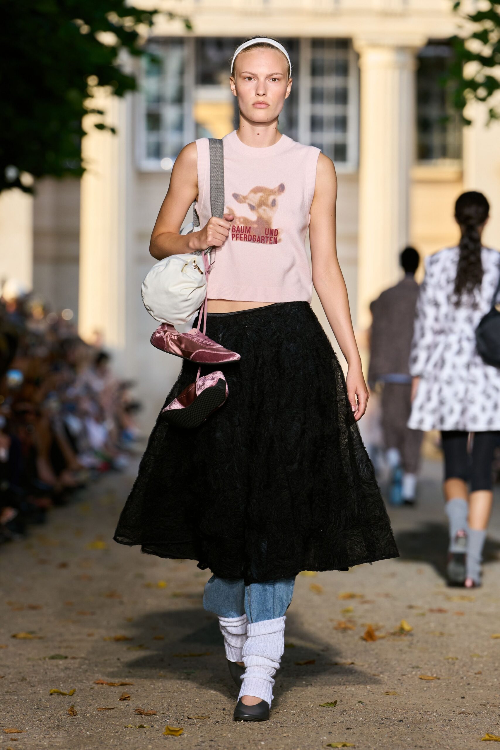 pink cotton sleeveless collared fitted printed top