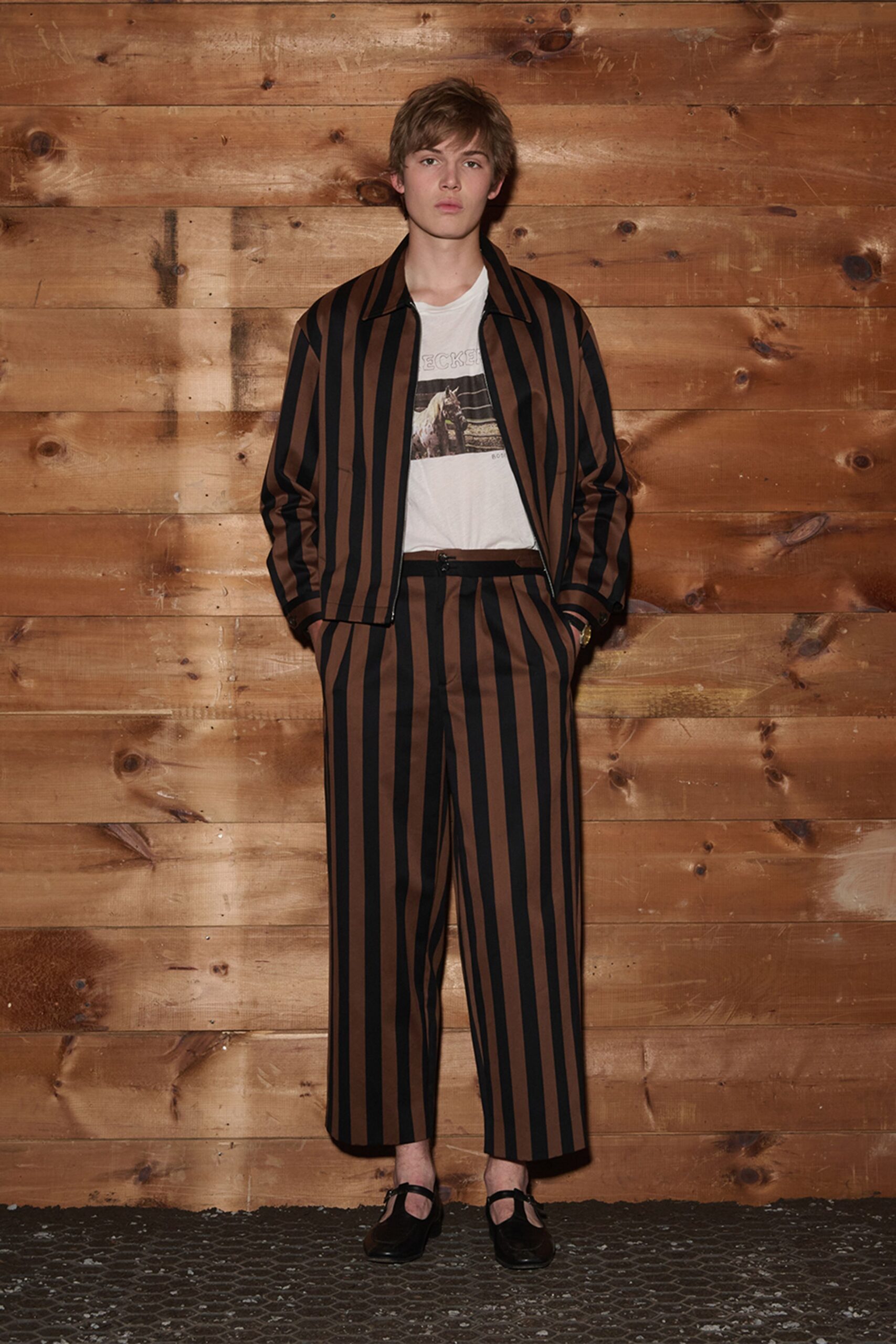 brown long-sleeve collared relaxed striped jacket