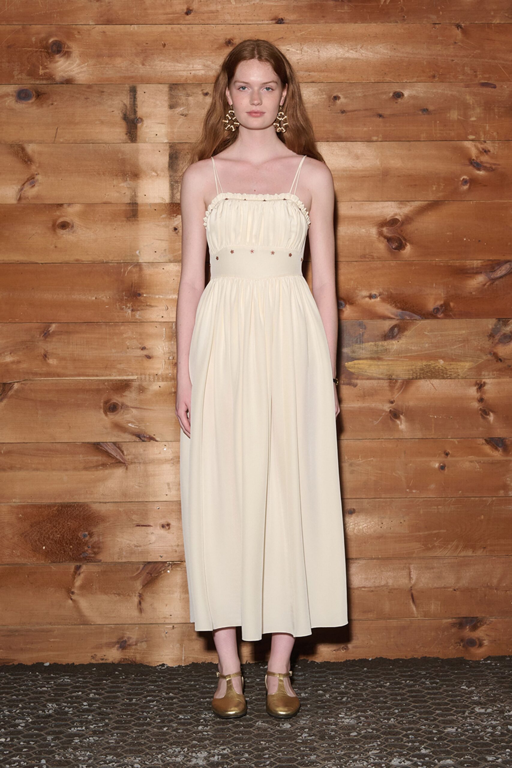 ivory chiffon sleeveless v-neck fitted ruched tiered dress