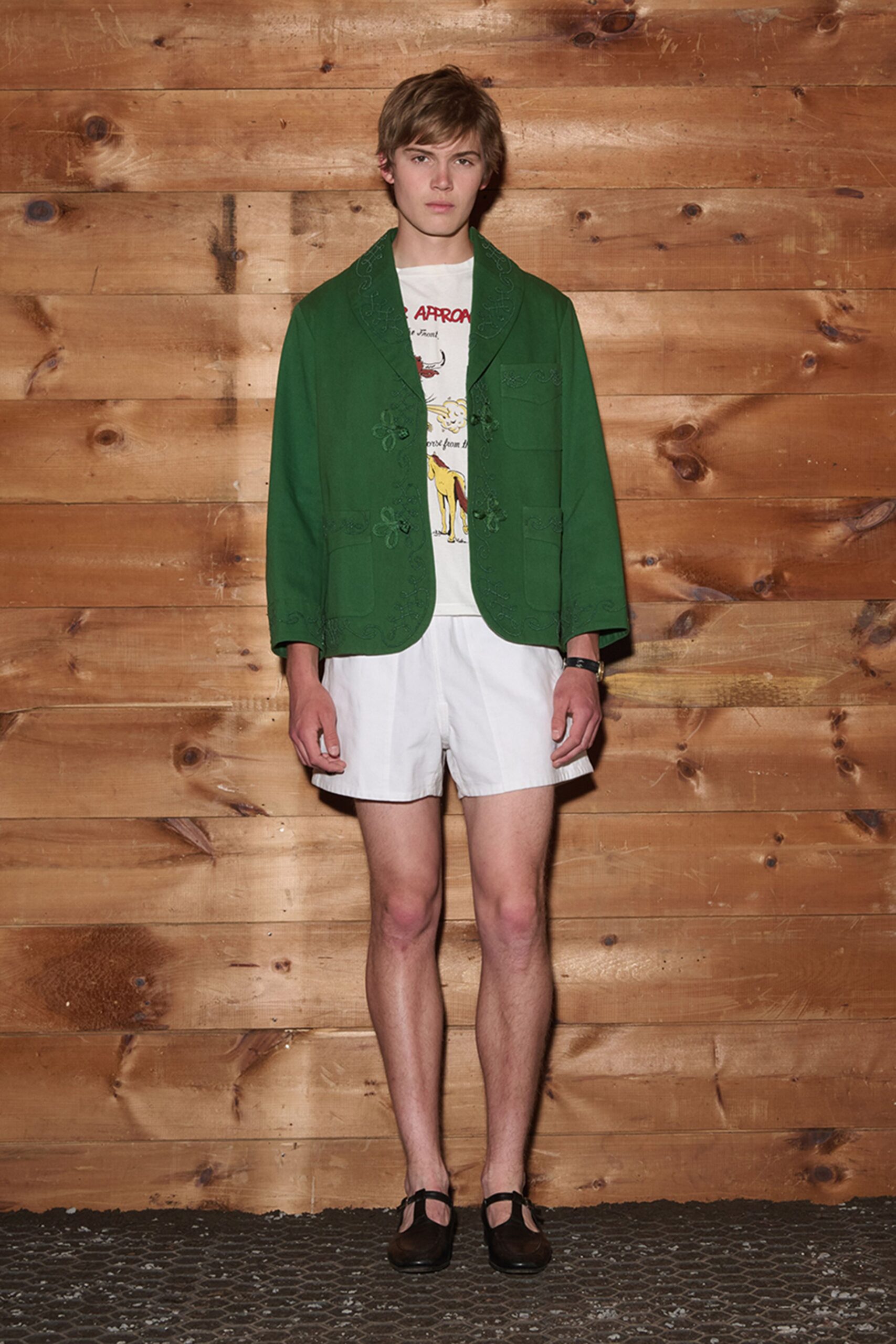 green long-sleeve collared relaxed embroidered jacket