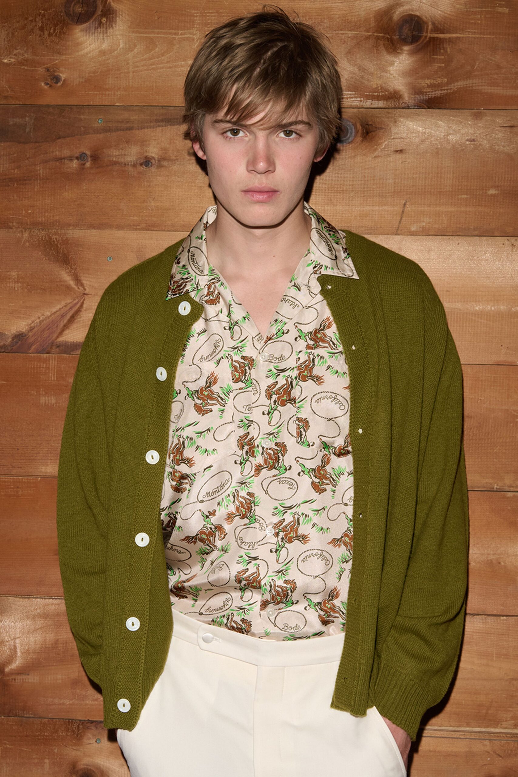 beige silk short-sleeve collared fitted printed shirt