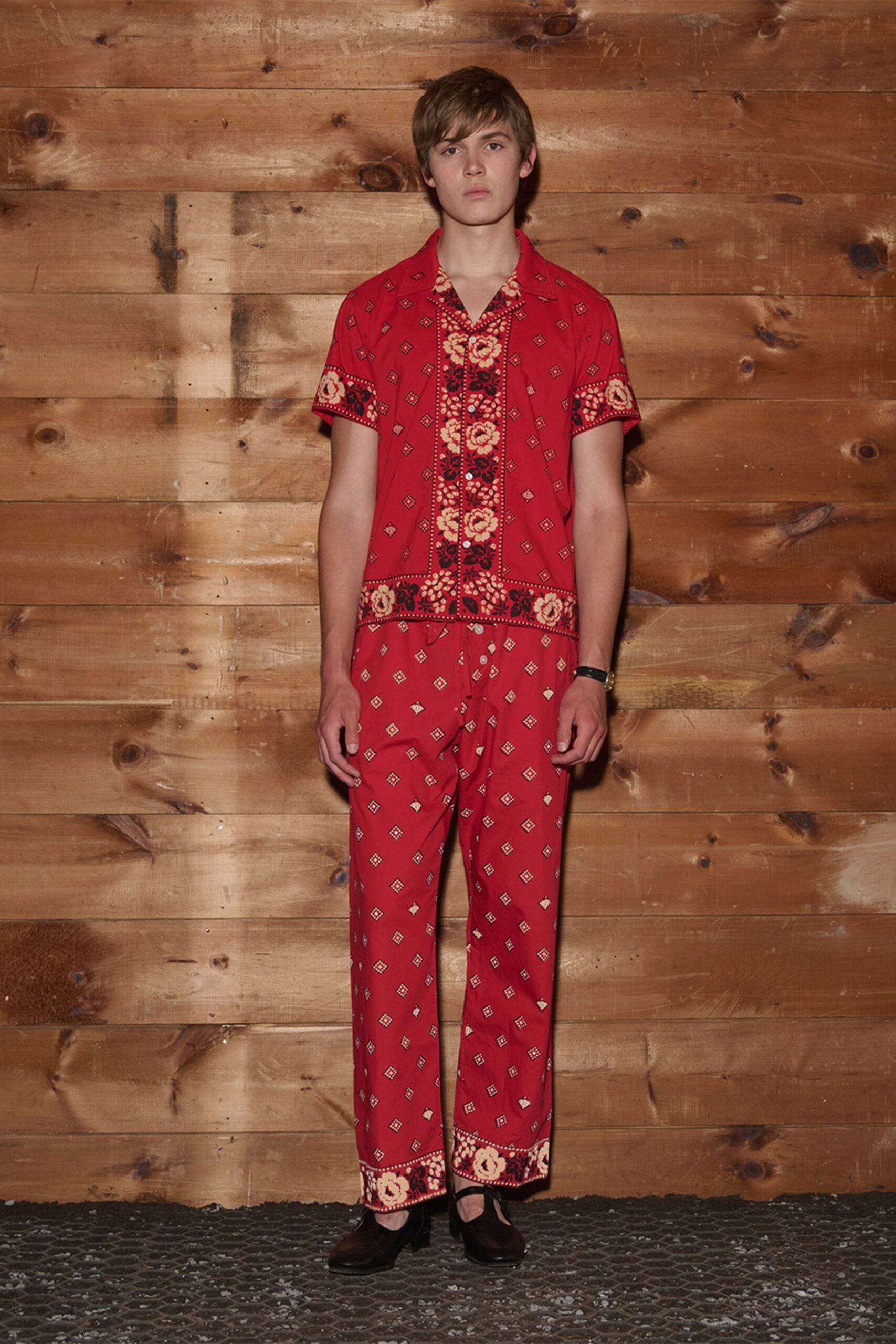 red fitted printed pants