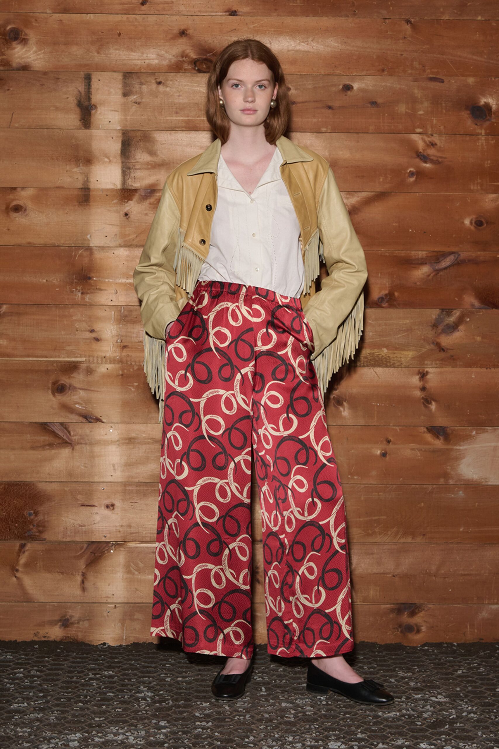 beige leather long-sleeve collared fringed cropped jacket