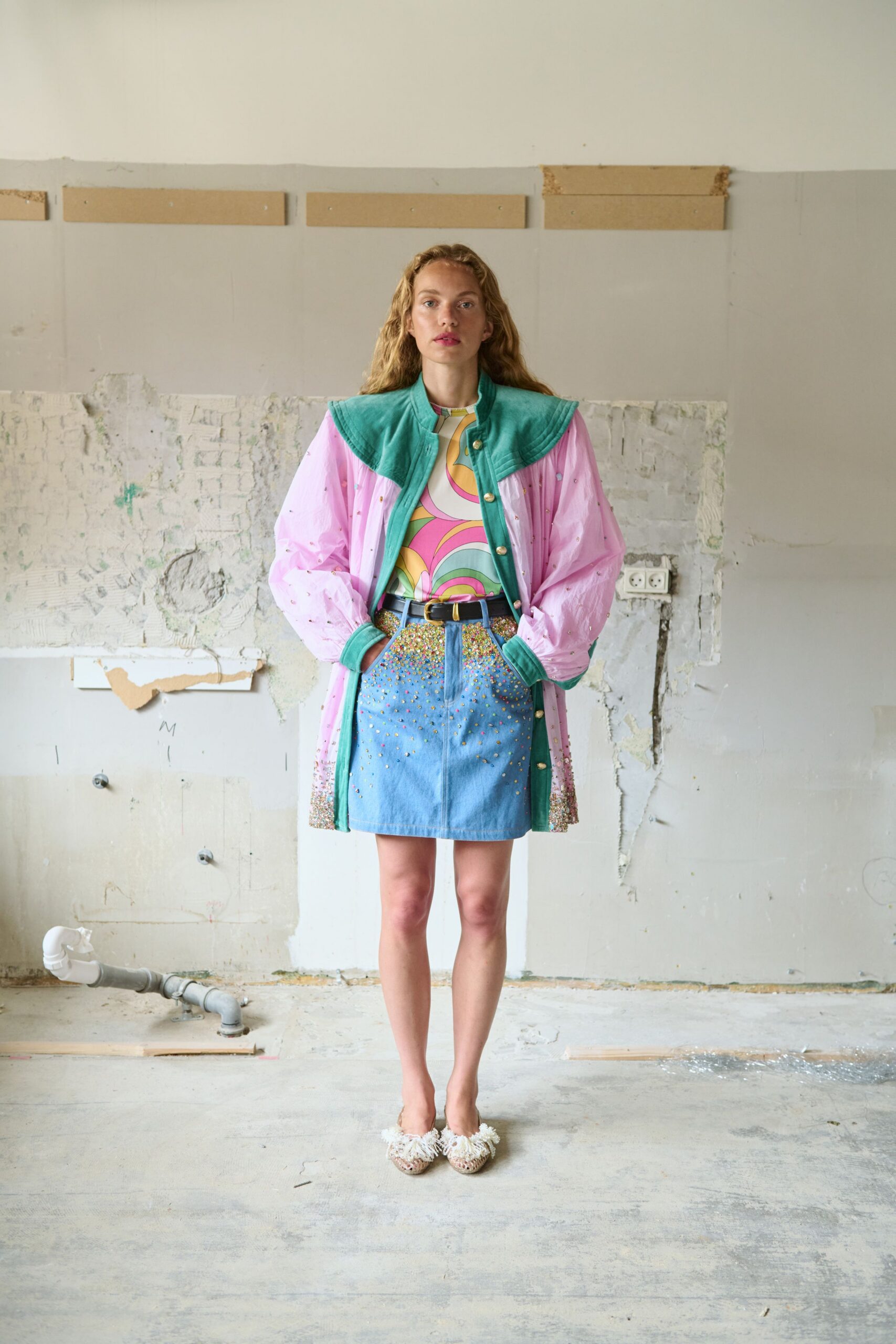 pink long-sleeve collared oversized zippered layered jacket
