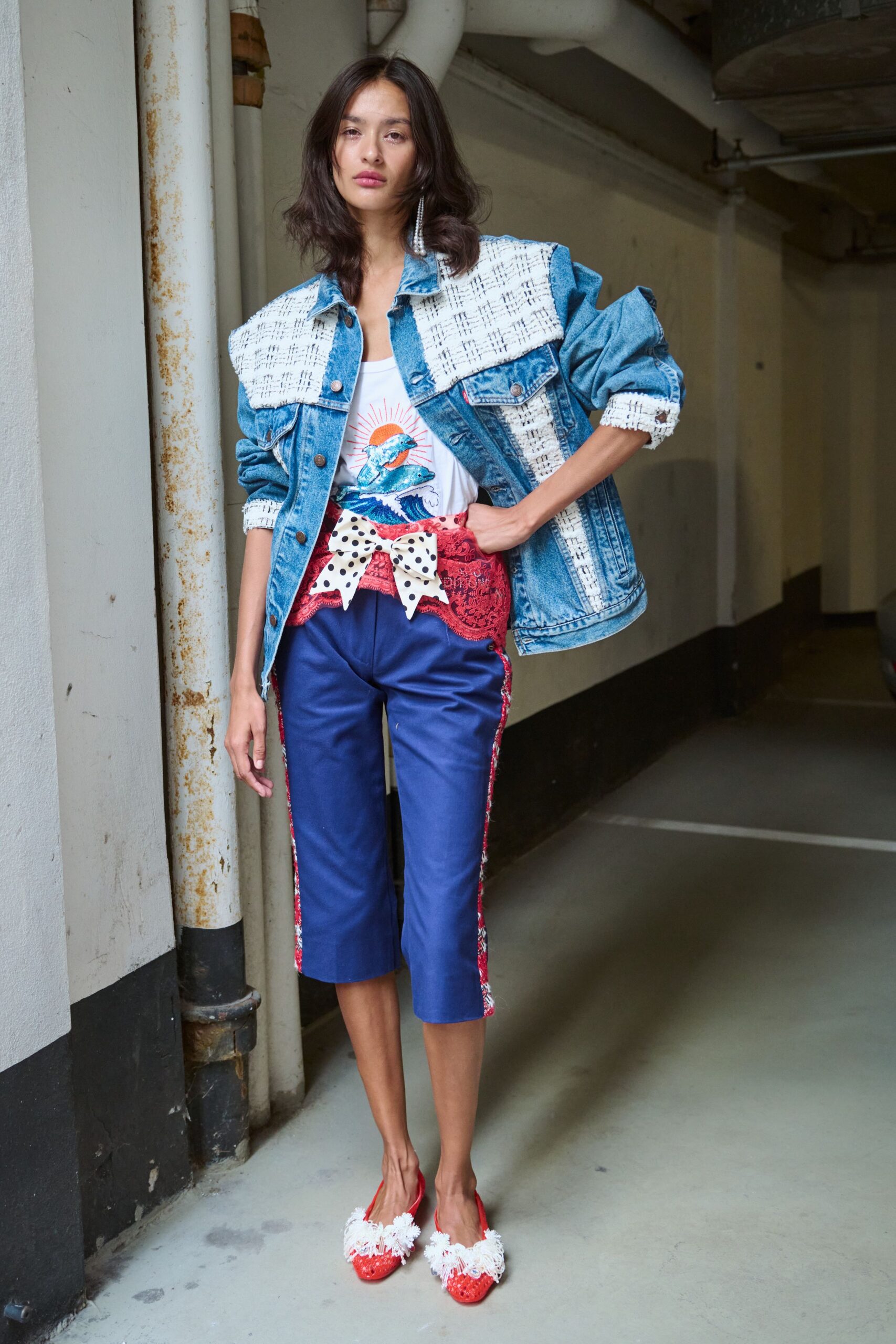 blue denim long-sleeve collared oversized buttoned layered jacket