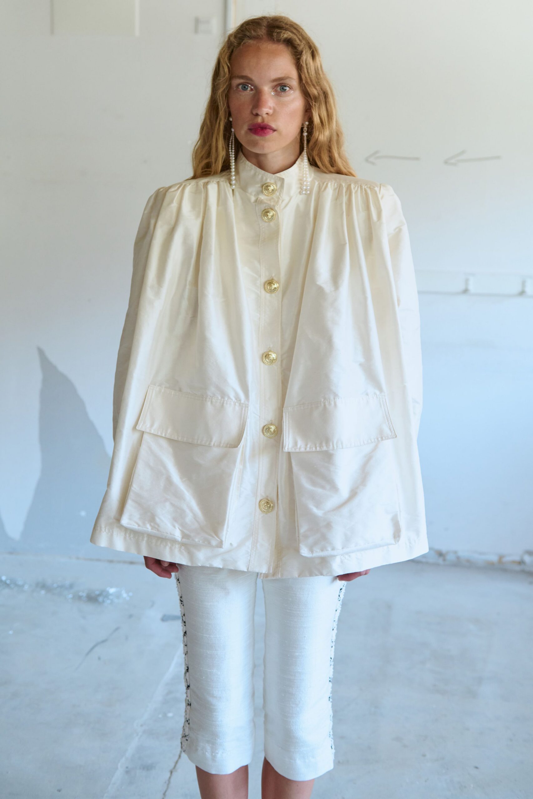 white silk long-sleeve collared oversized buttoned pockets jacket