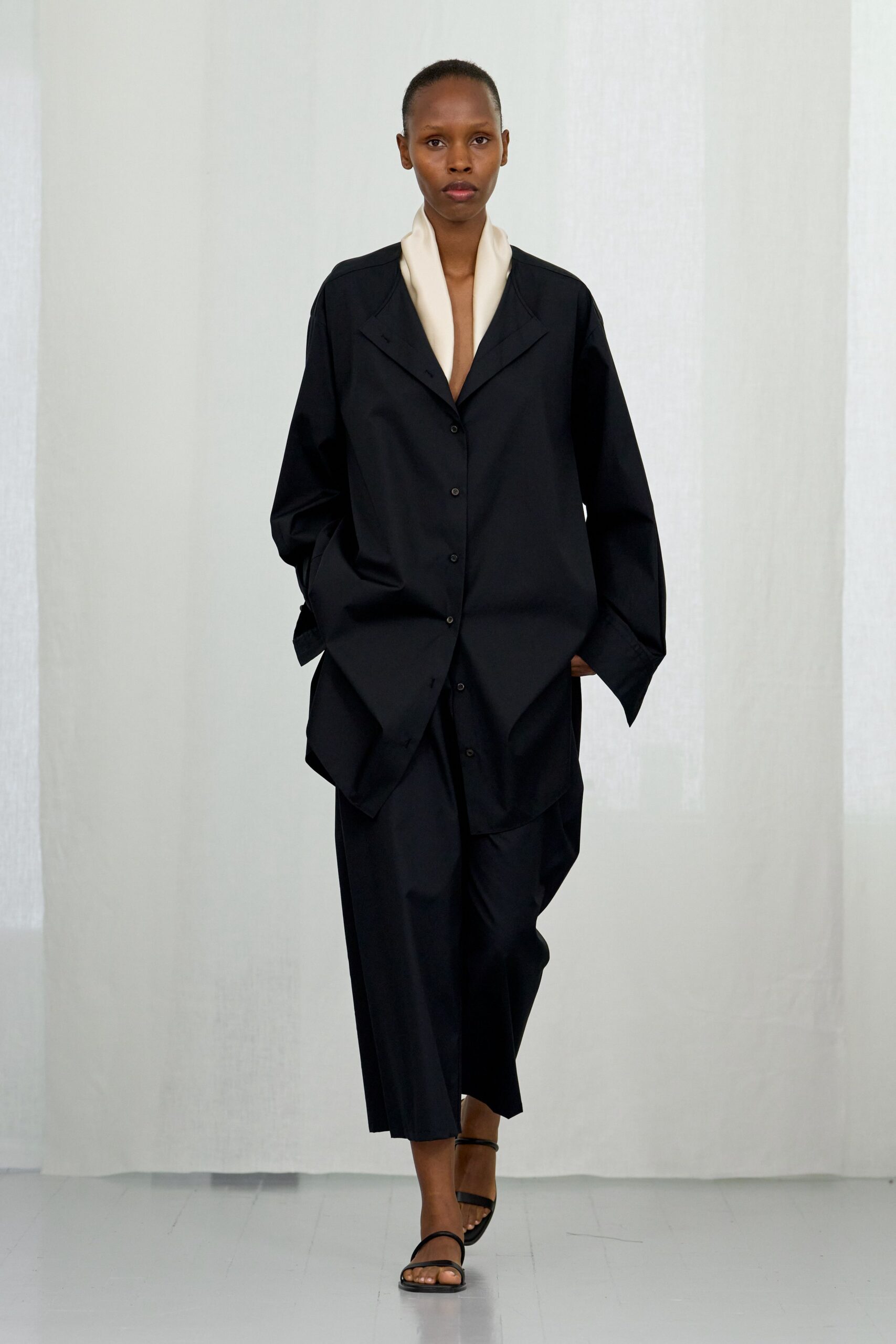 black cotton relaxed wide-leg pants