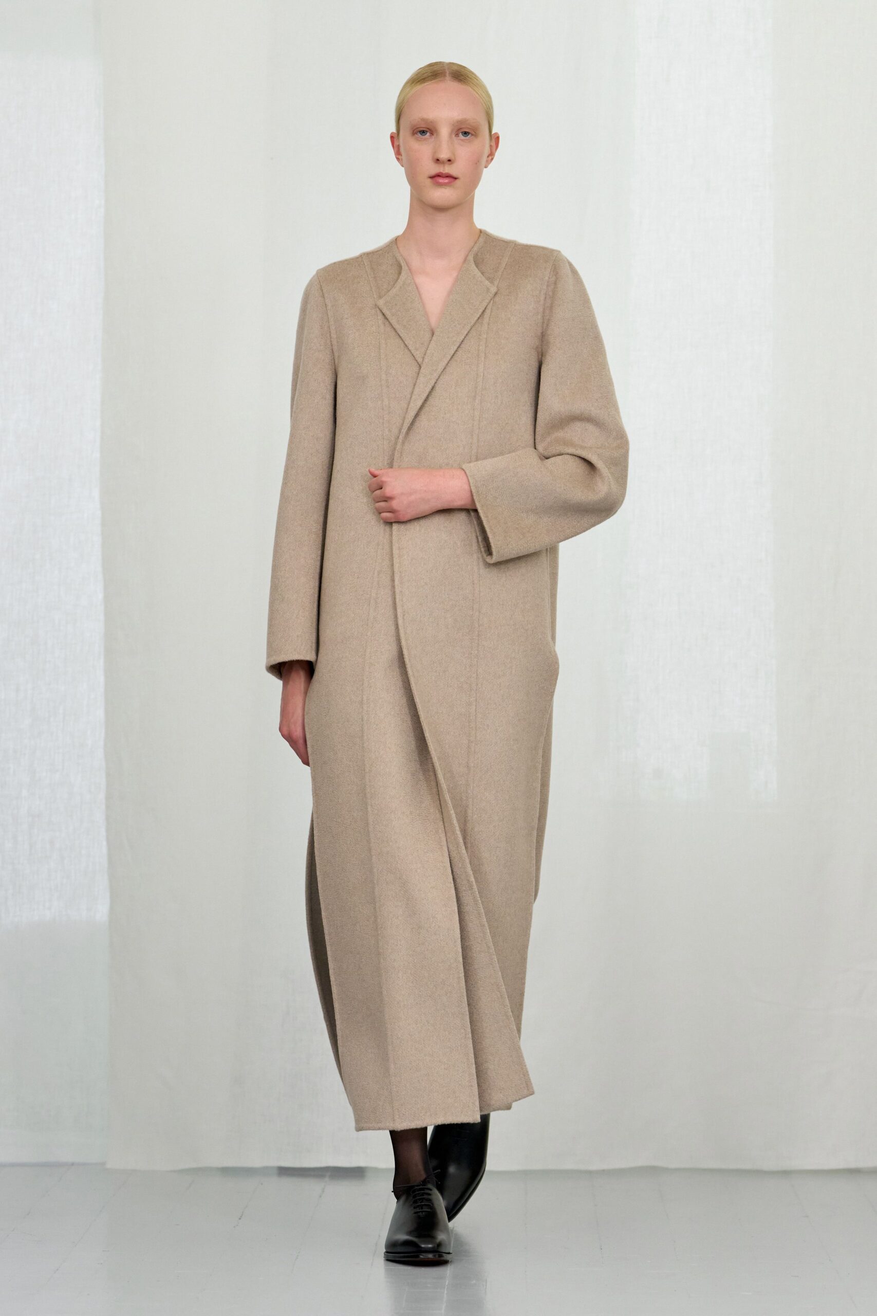 beige wool long-sleeve collared relaxed buttoned maxi coat