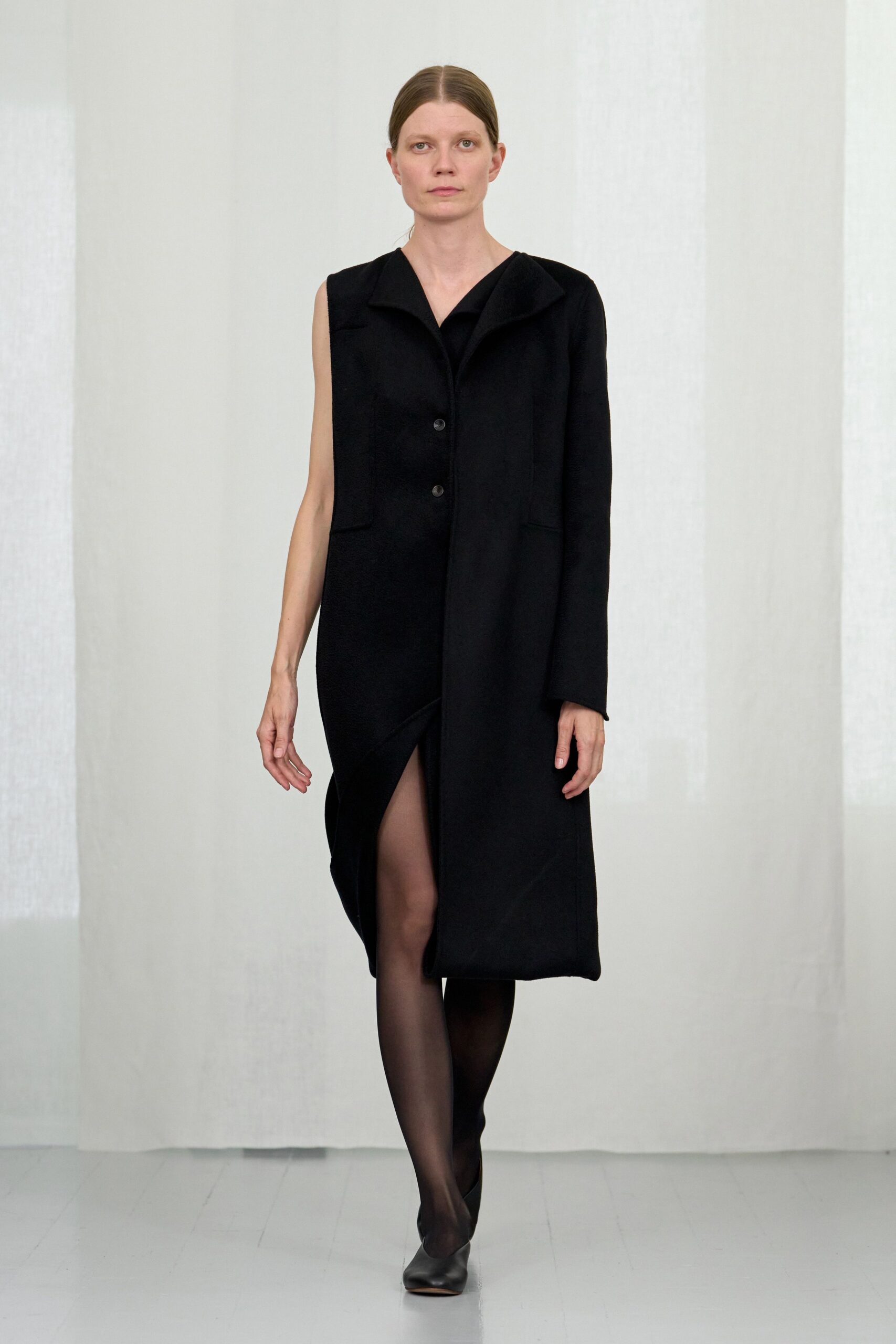 black wool sleeveless v-neck fitted buttoned midi dress