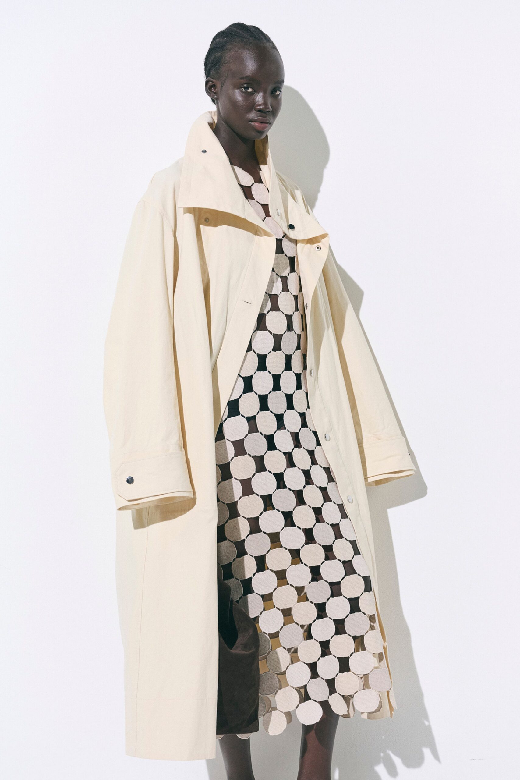beige cotton long-sleeve collared oversized buttoned coat