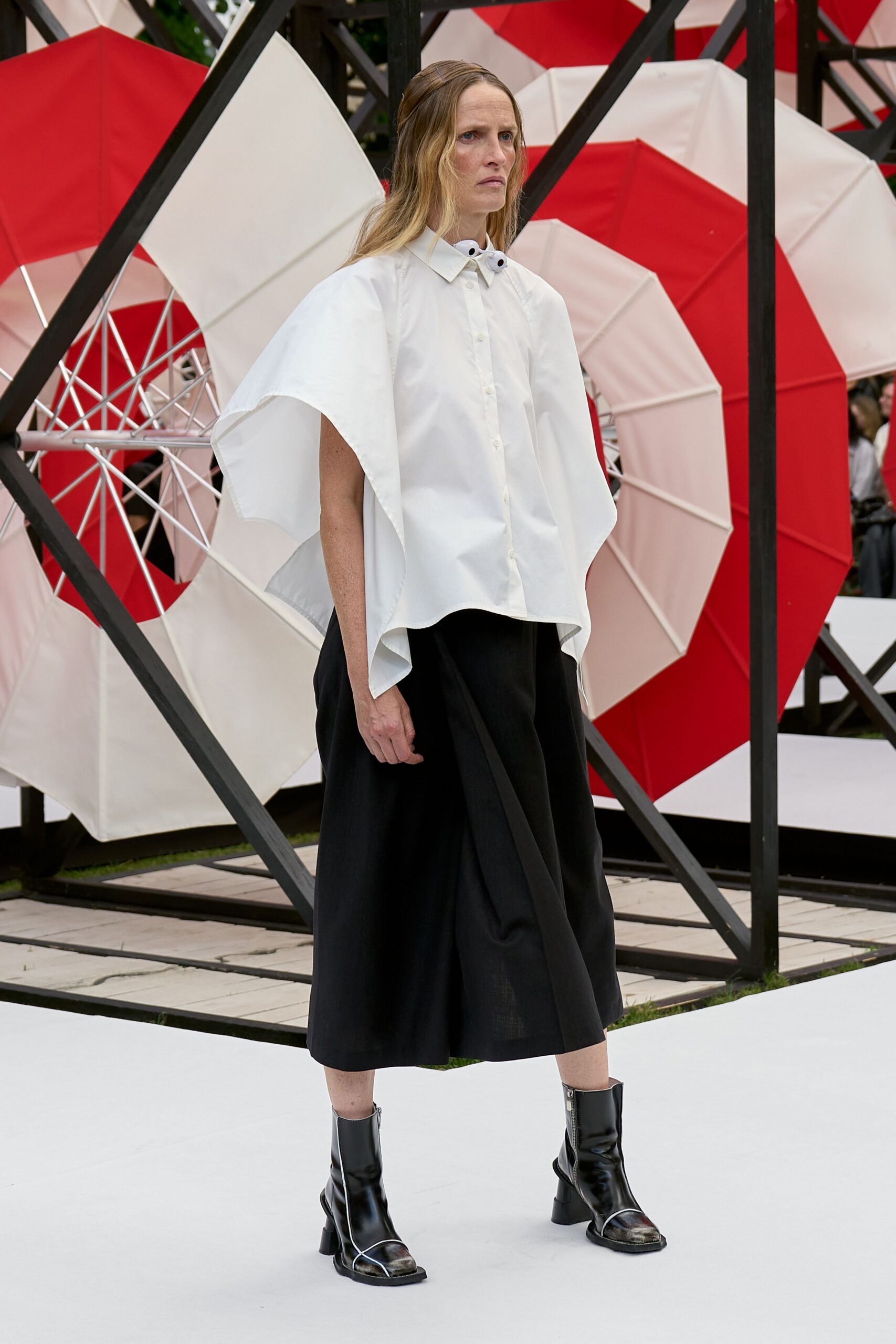 white cotton long-sleeve collared relaxed shirt