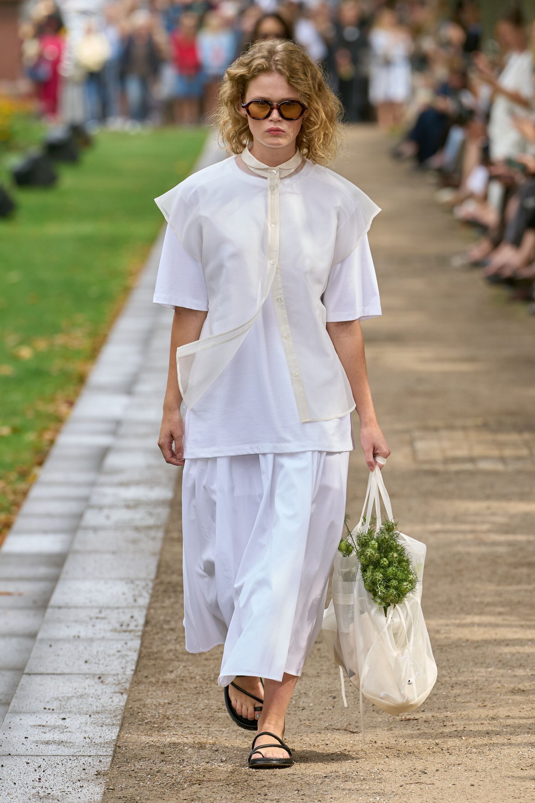 white cotton relaxed wide-leg pants