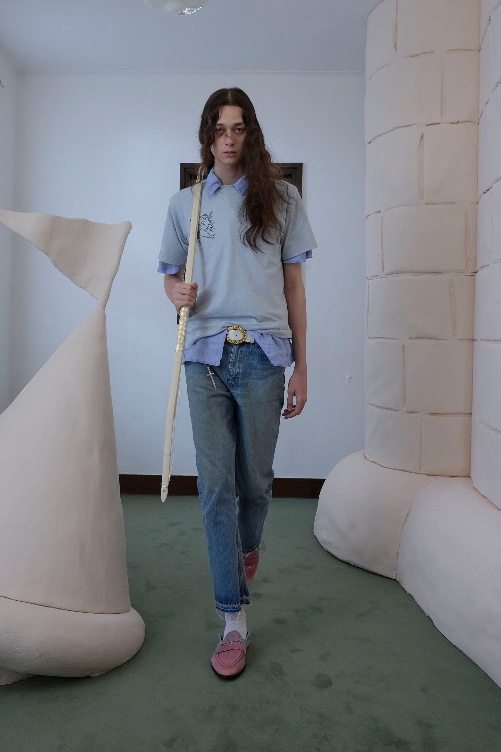 blue cotton short-sleeve collared relaxed shirt