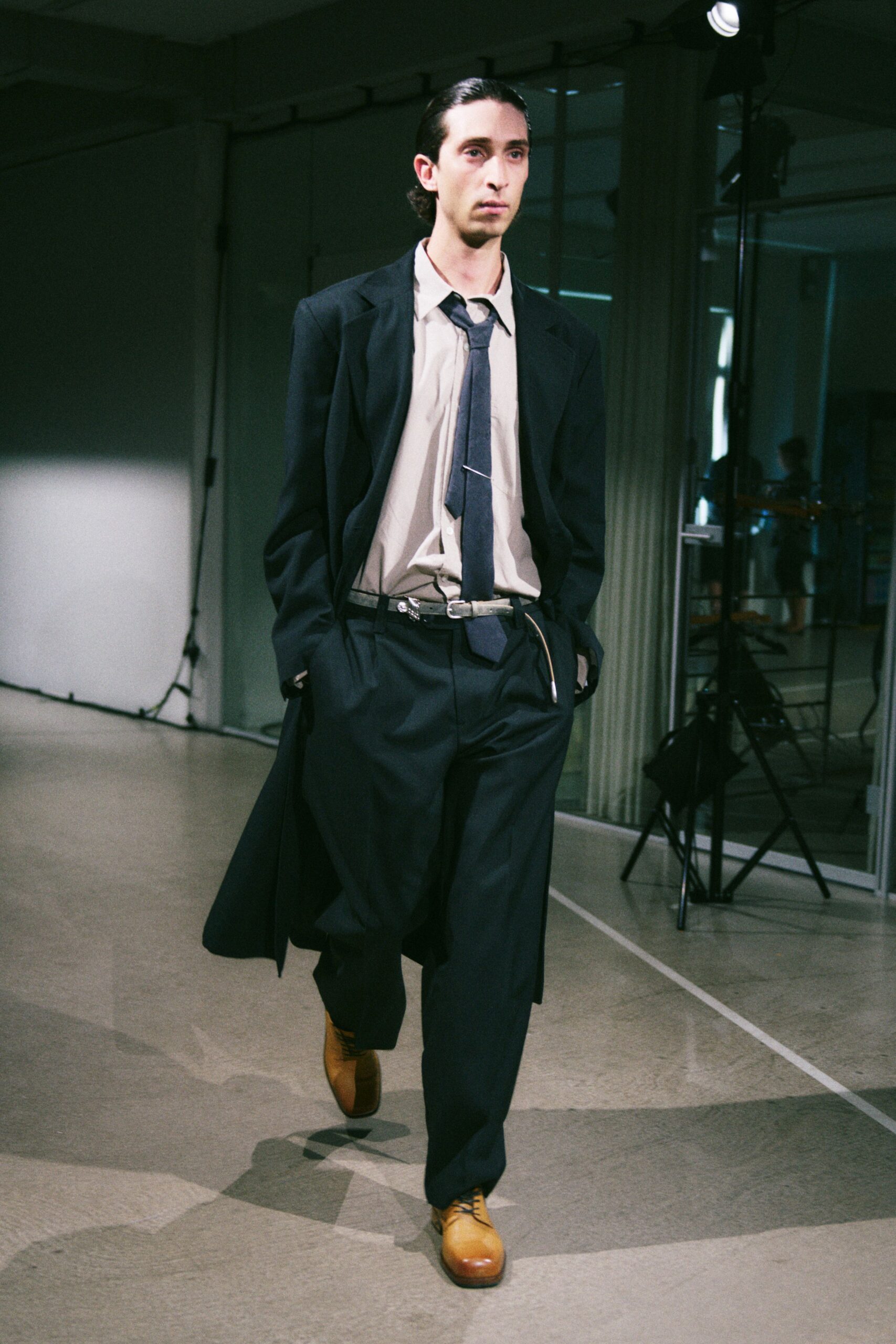 black relaxed wide-leg pants