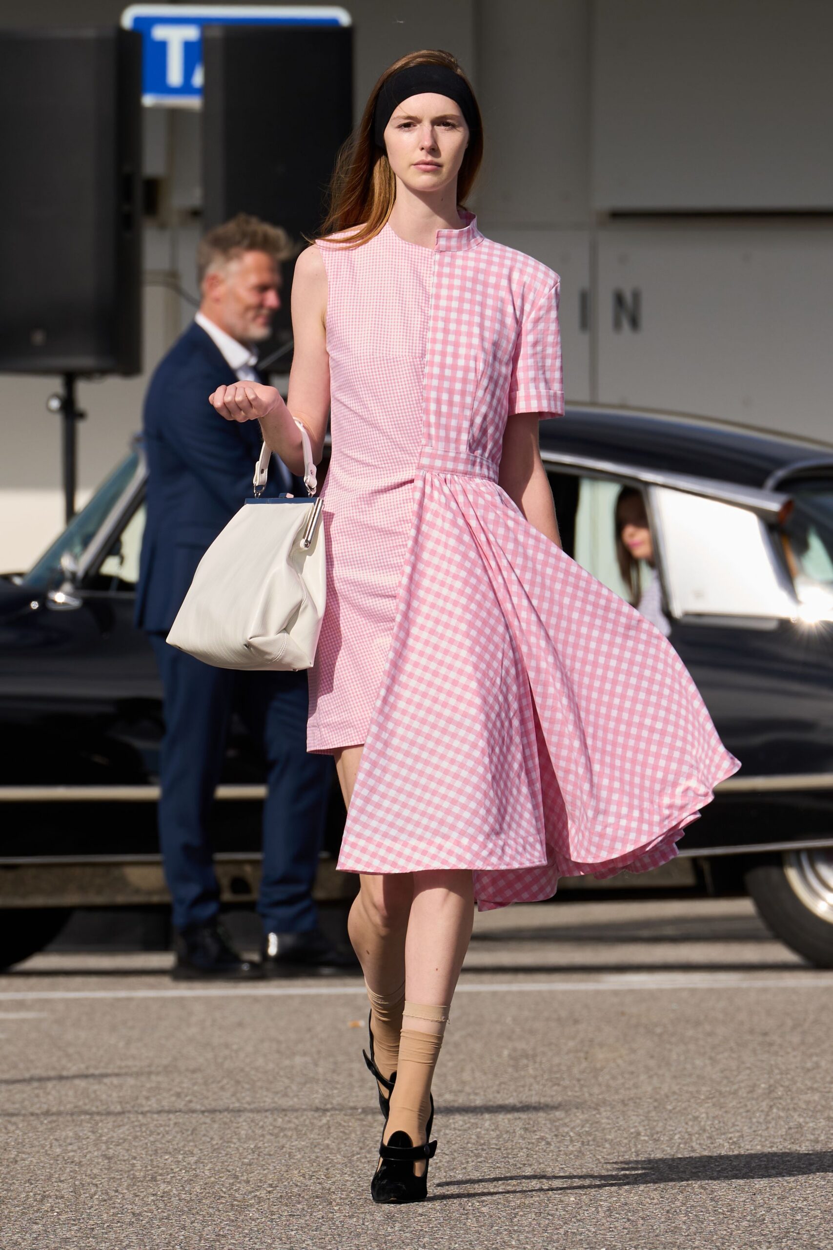 pink cotton short-sleeve collared fitted checked pleated dress